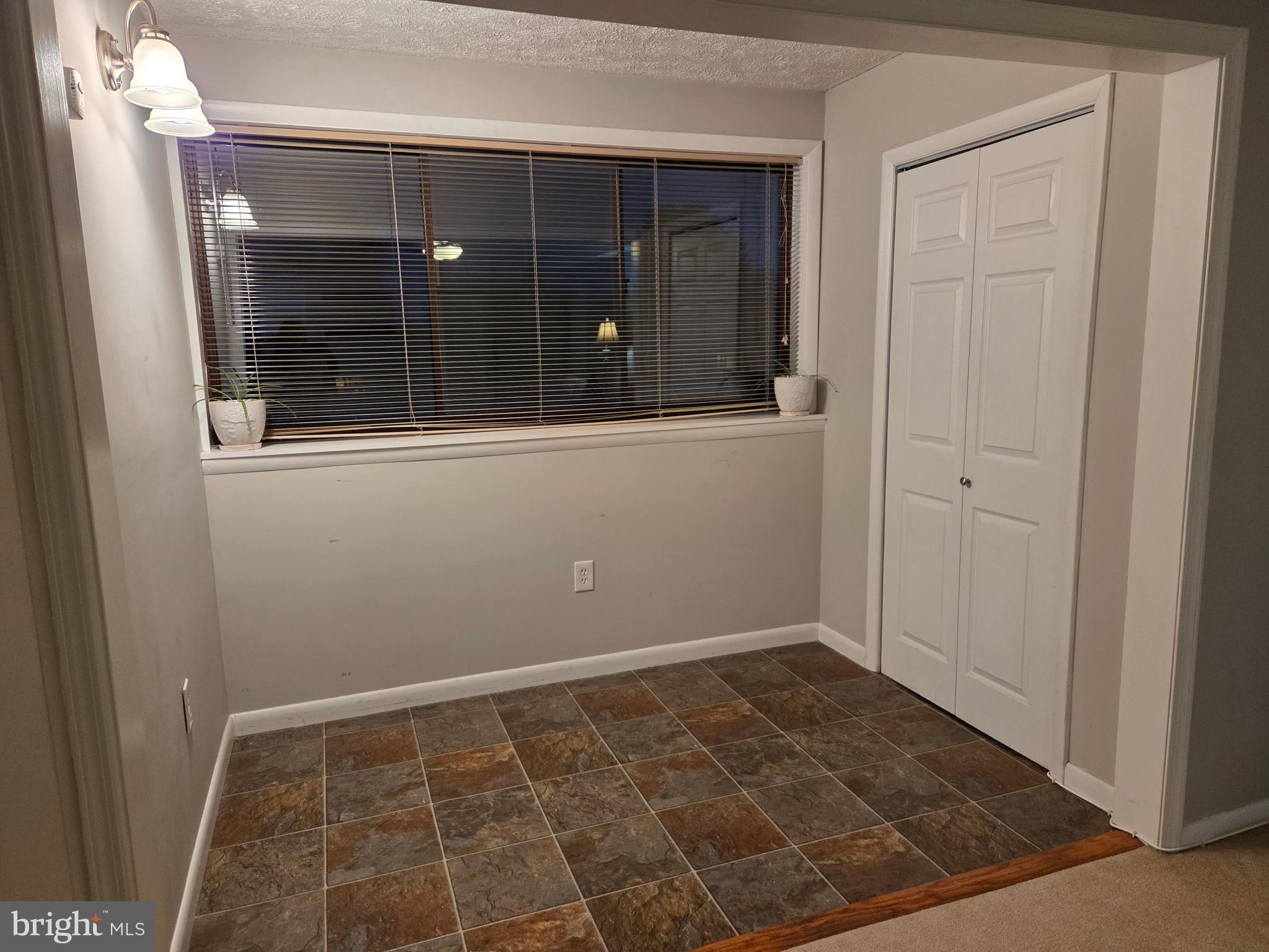 BRIGHT OAKS - Residential