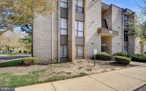 3301 Huntley Square Drive Unit B2, Temple Hills, MD MLS: MDPG2146334