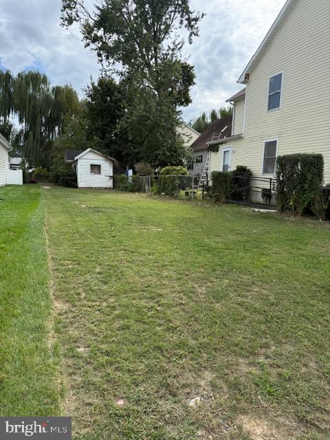 562 GIRARD STREET