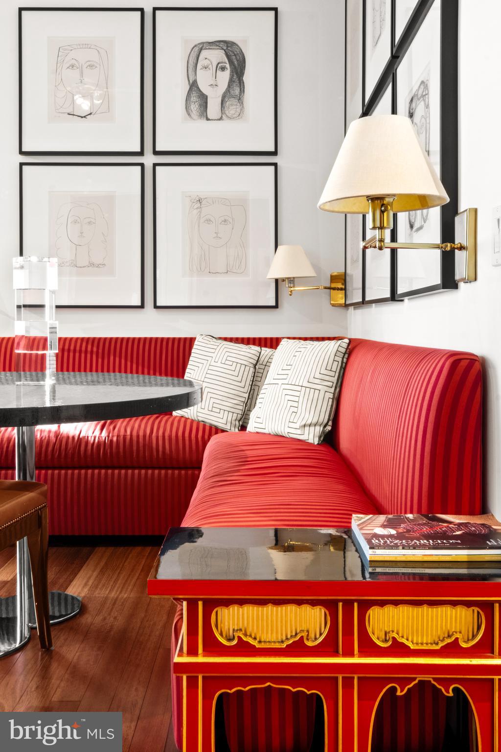 PENN SQUARE - Residential