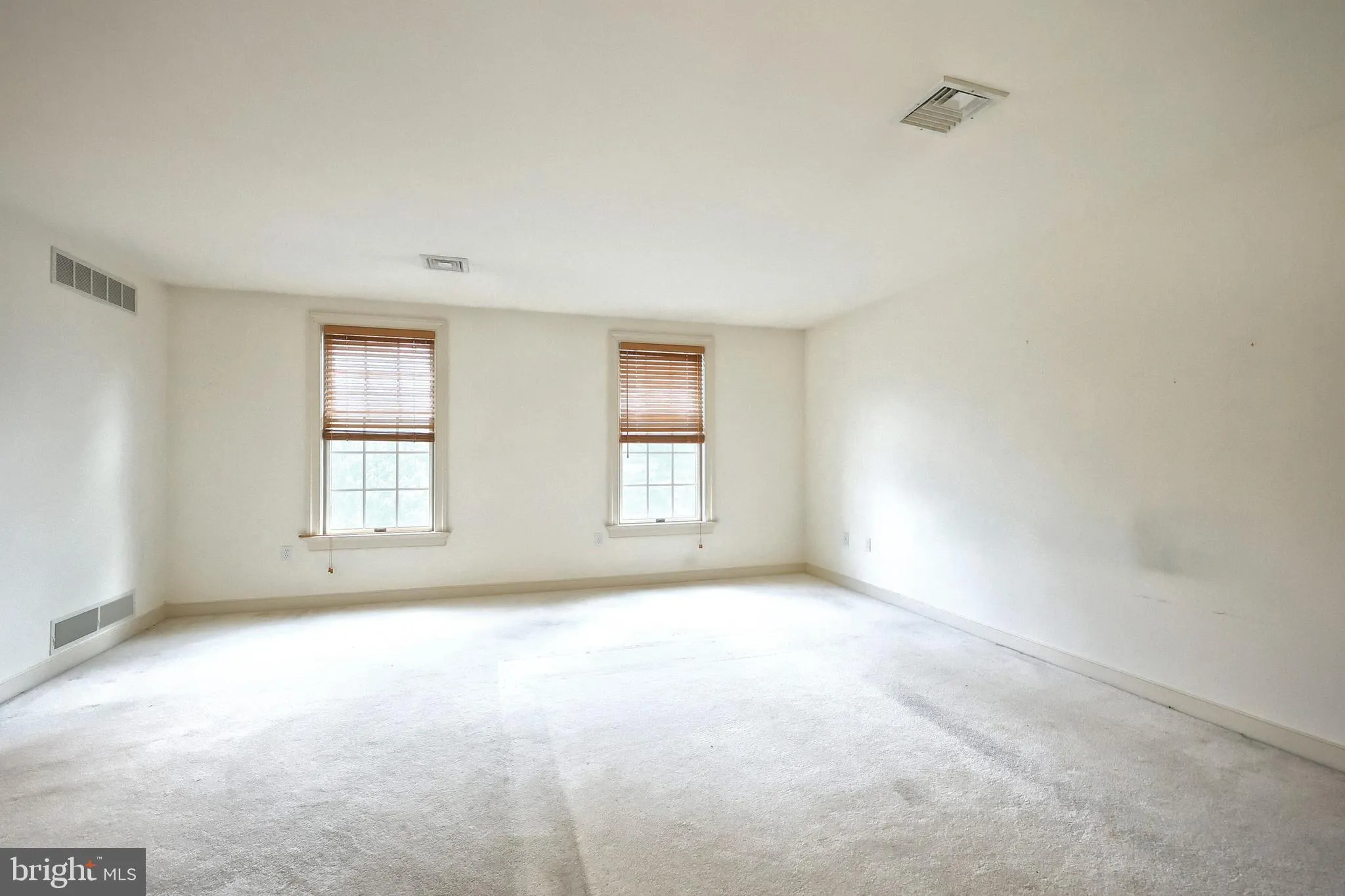 York, Pennsylvania 17403, United States, 3 Bedrooms Bedrooms, ,3 BathroomsBathrooms,Residential,Active,173020