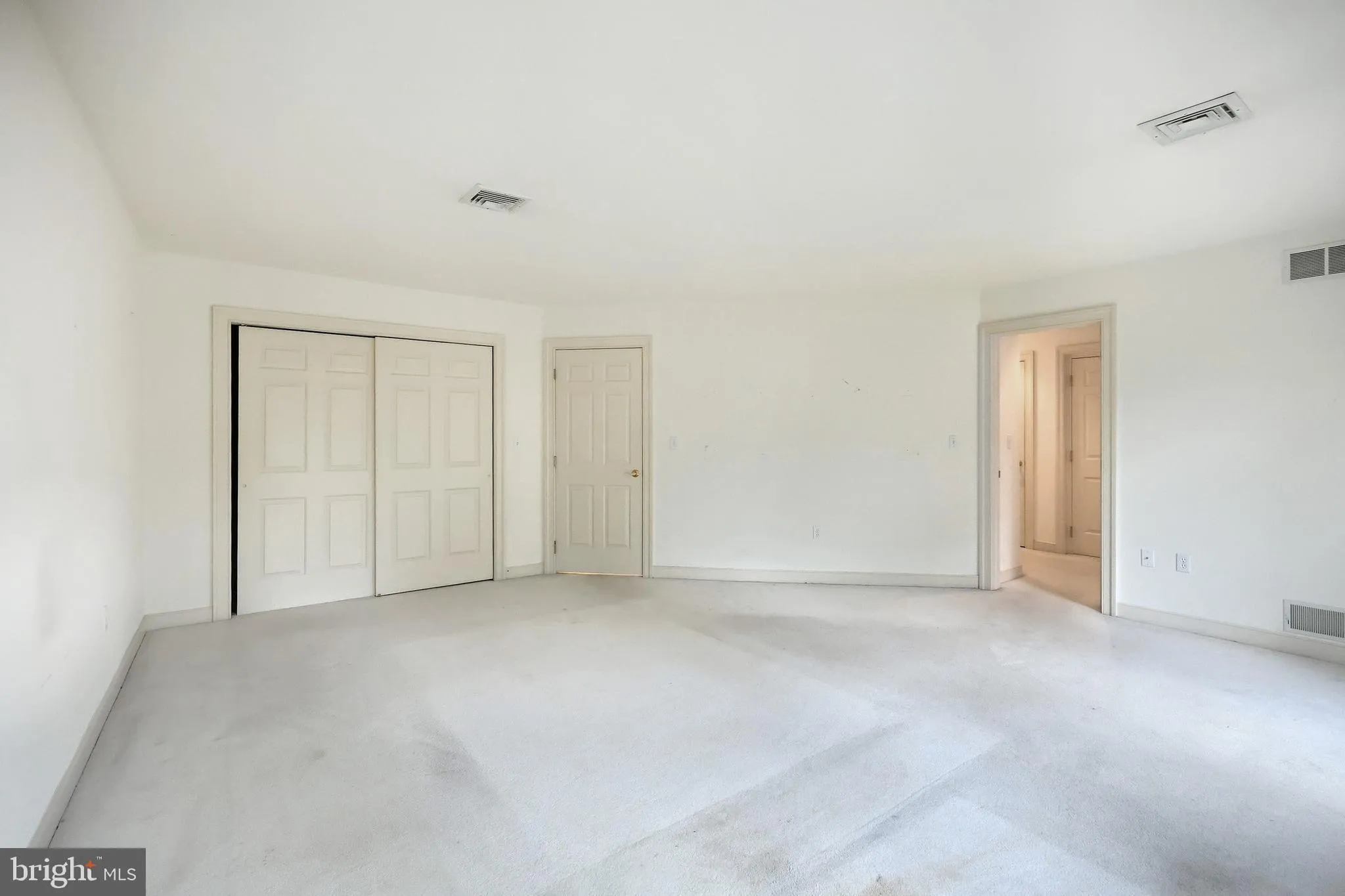 York, Pennsylvania 17403, United States, 3 Bedrooms Bedrooms, ,3 BathroomsBathrooms,Residential,Active,173020