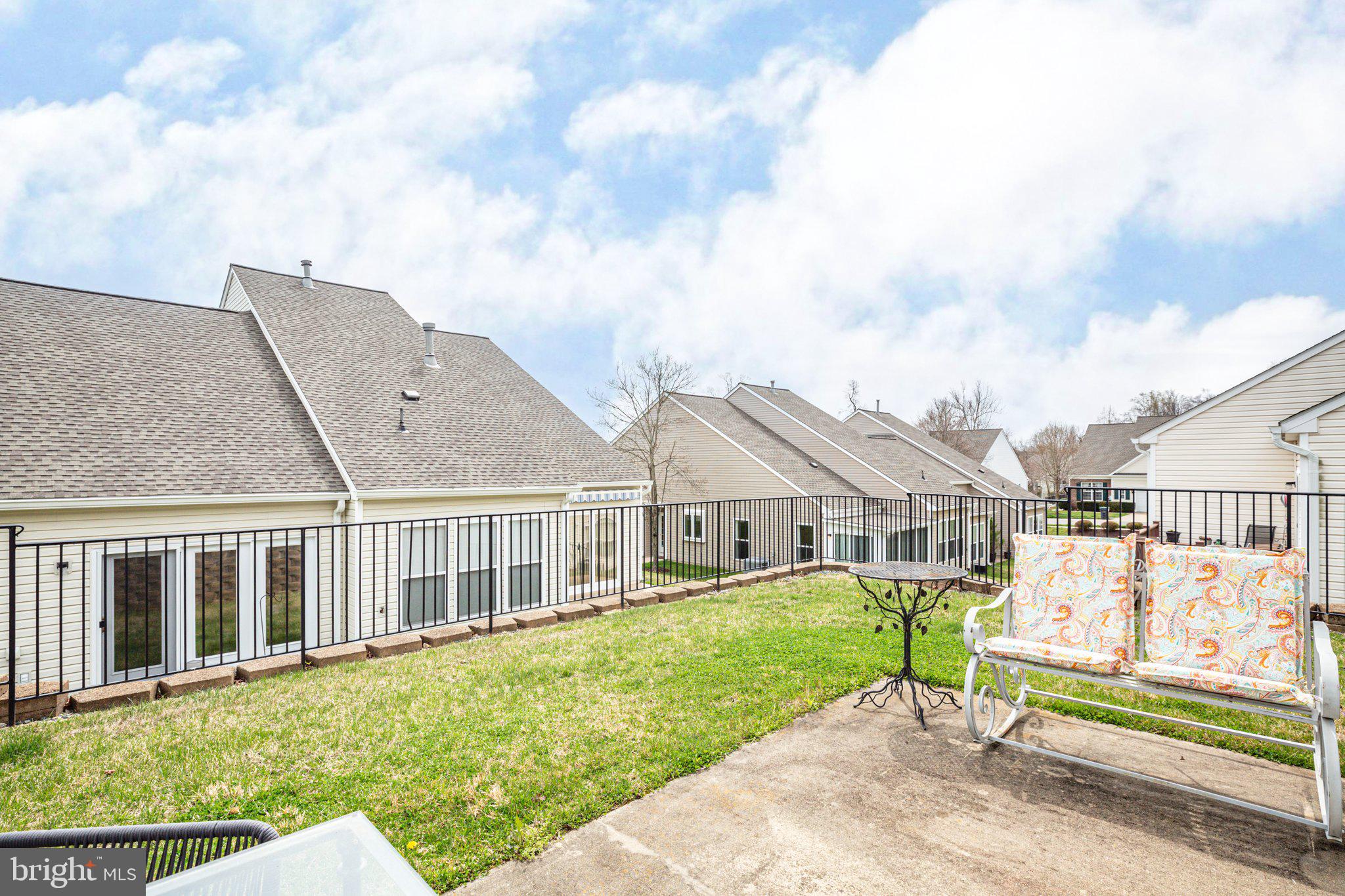 FALLS RUN - Residential