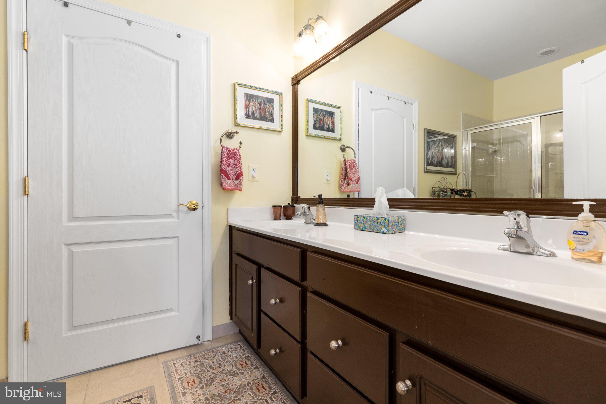 FALLS RUN - Residential