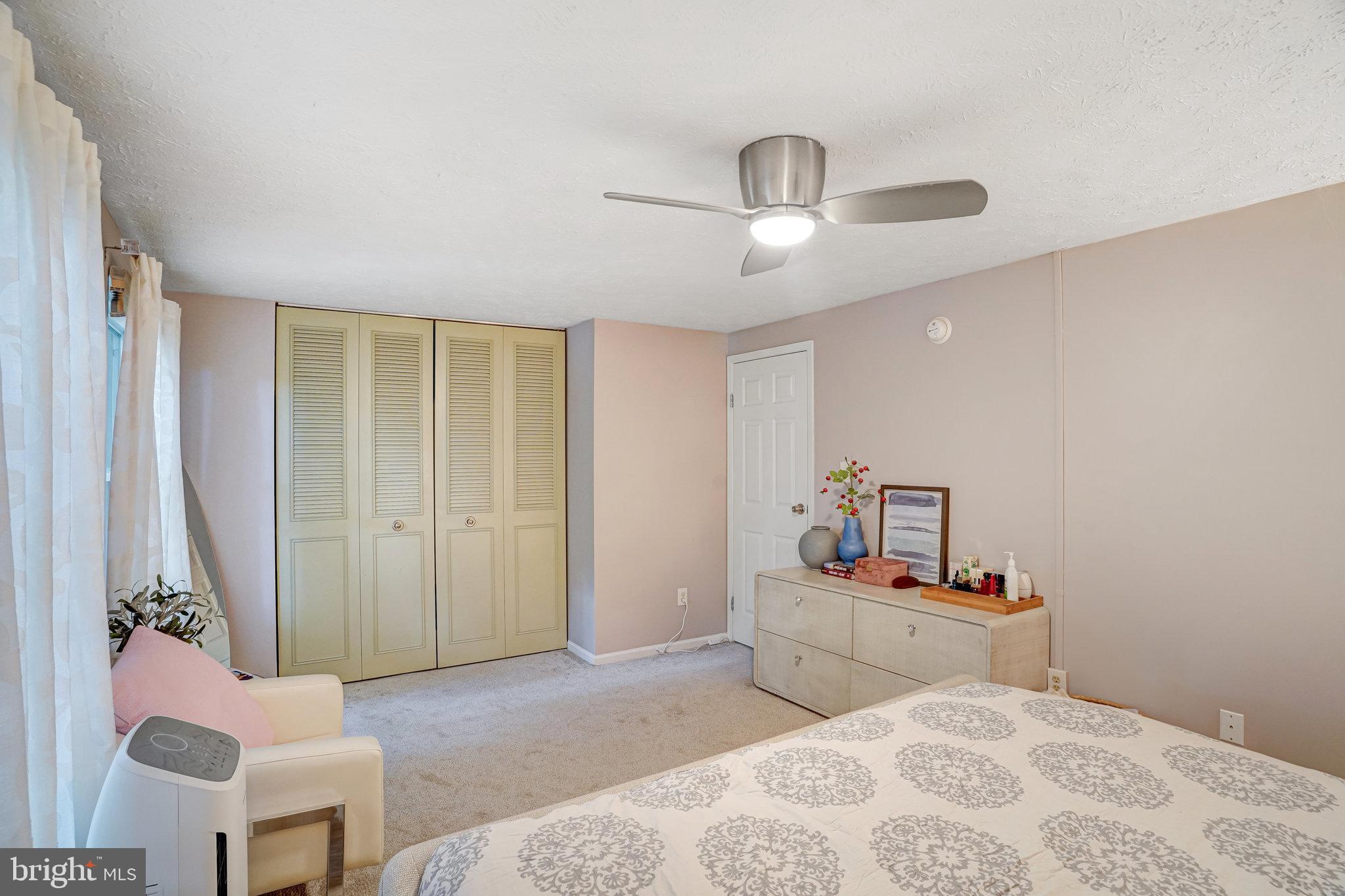 MONTCLAIR ST4 - Residential