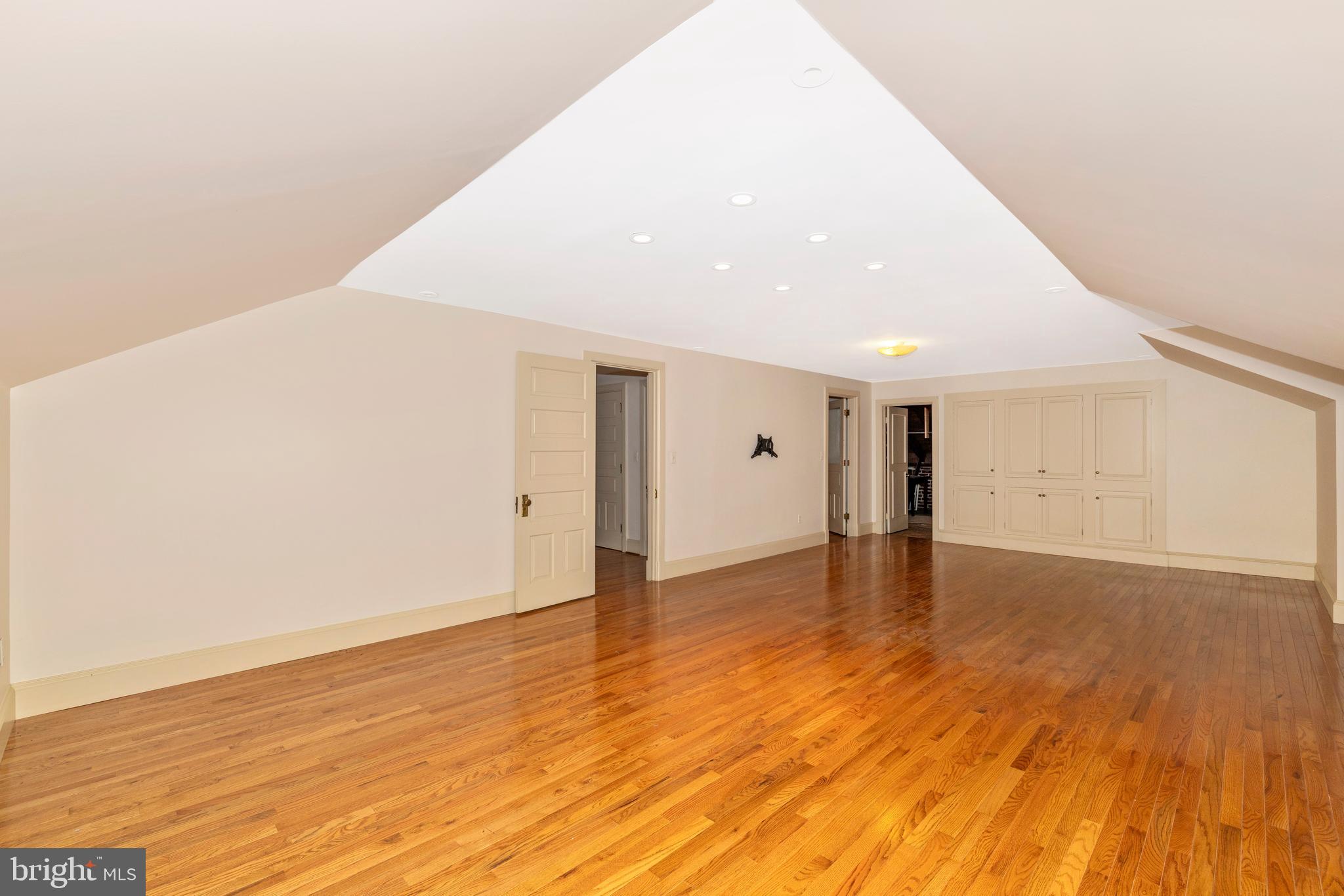 BAKER PARK - Residential