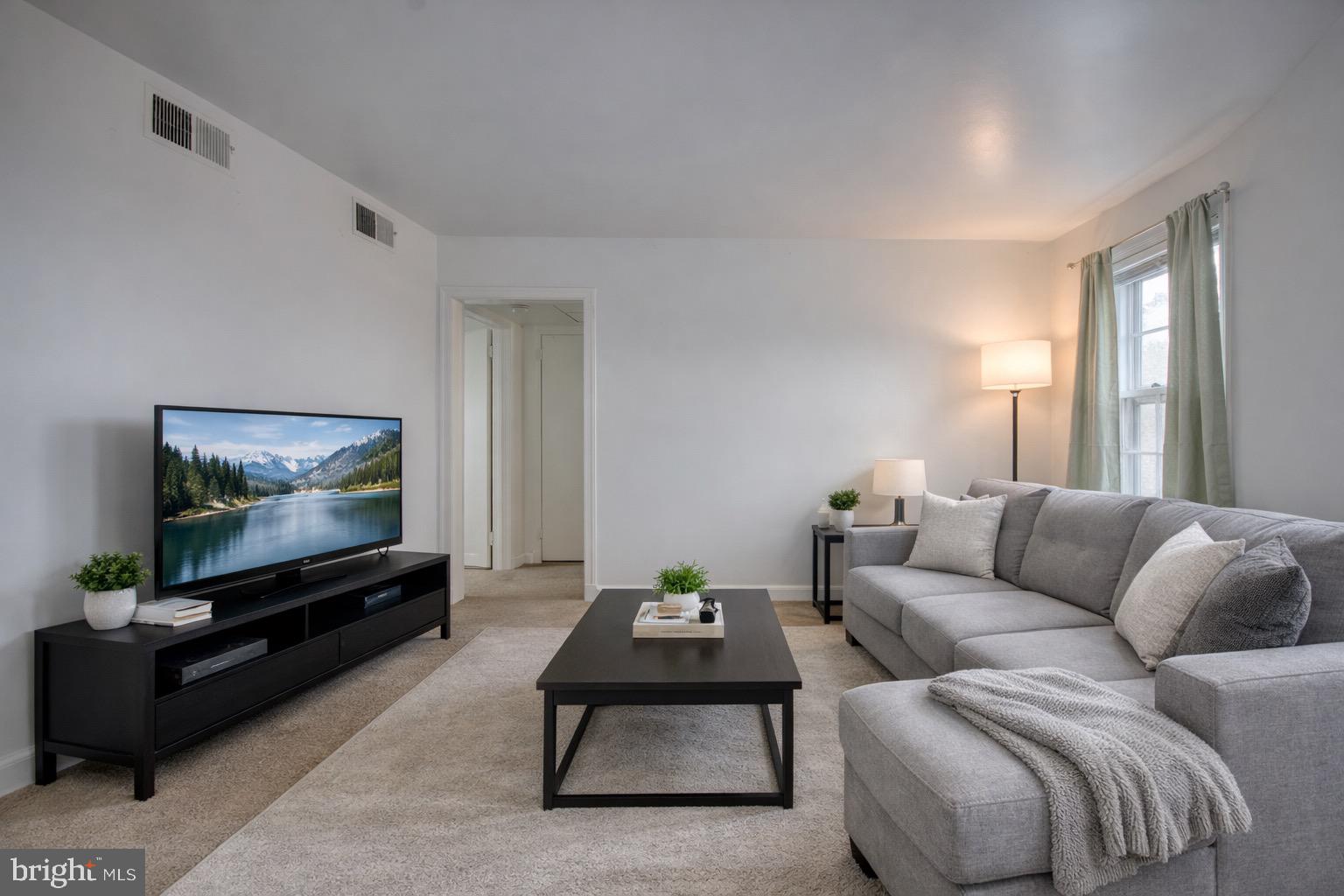 2125 SUITLAND TERRACE SE 302