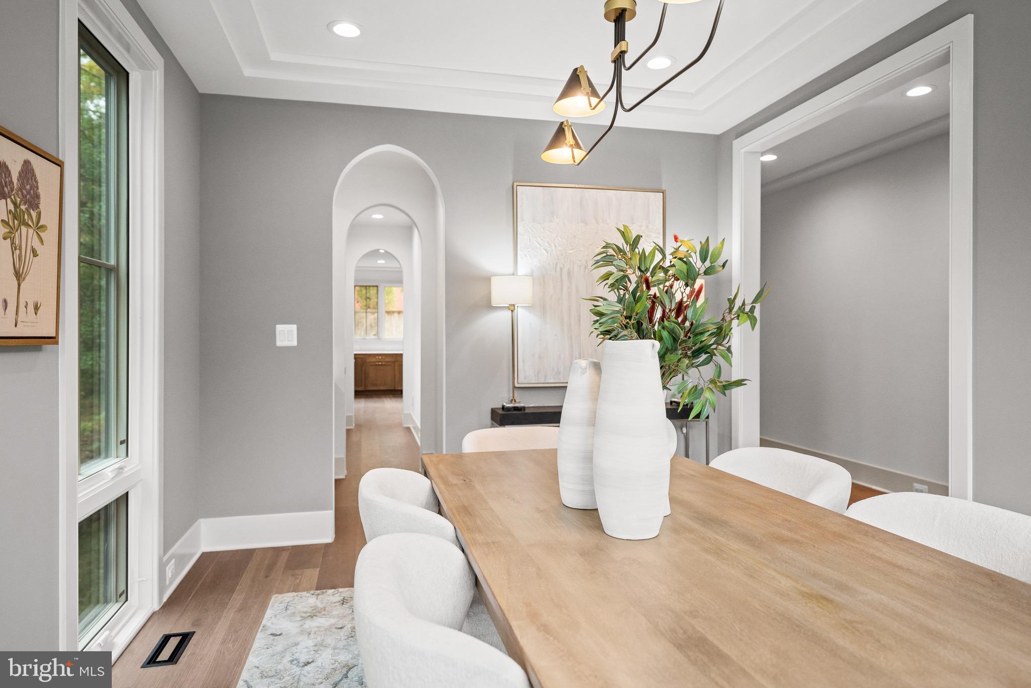 MAYWOOD - Residential