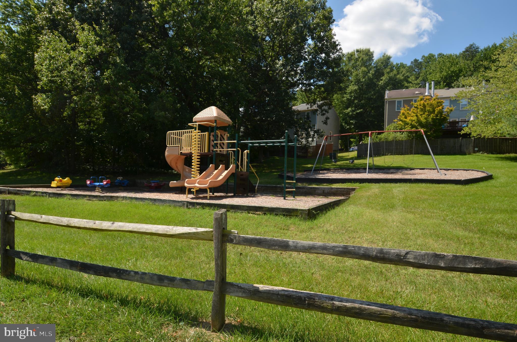 HAYFIELD VIEW - Residential