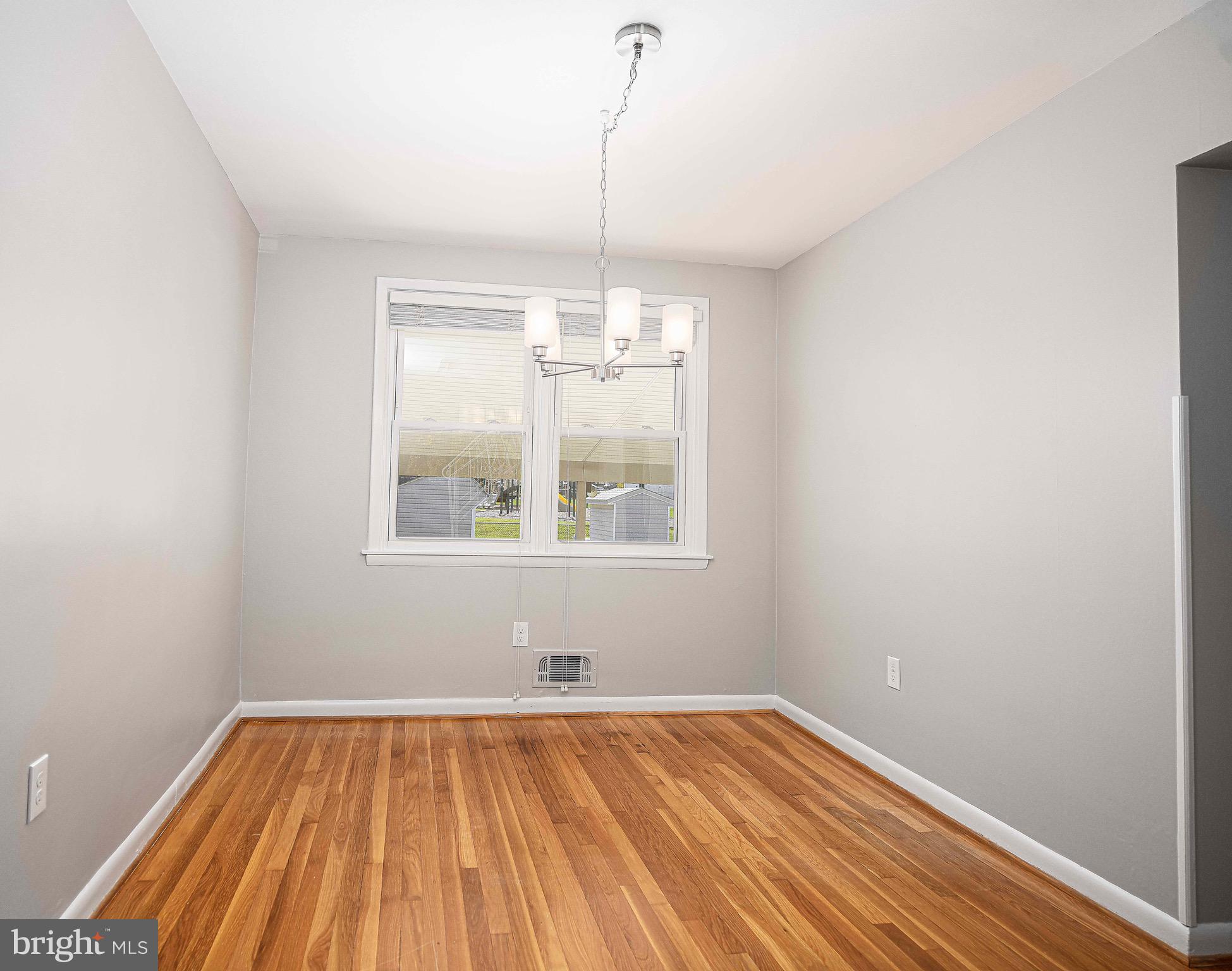 OAKLEIGH - Residential