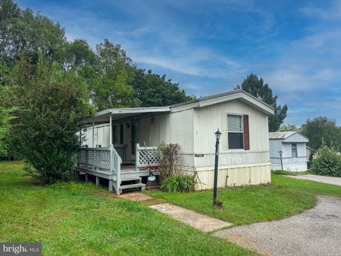 Photo of 117 Sunrise Drive, ABBOTTSTOWN, PA 17301 (MLS # PAAD2025880)