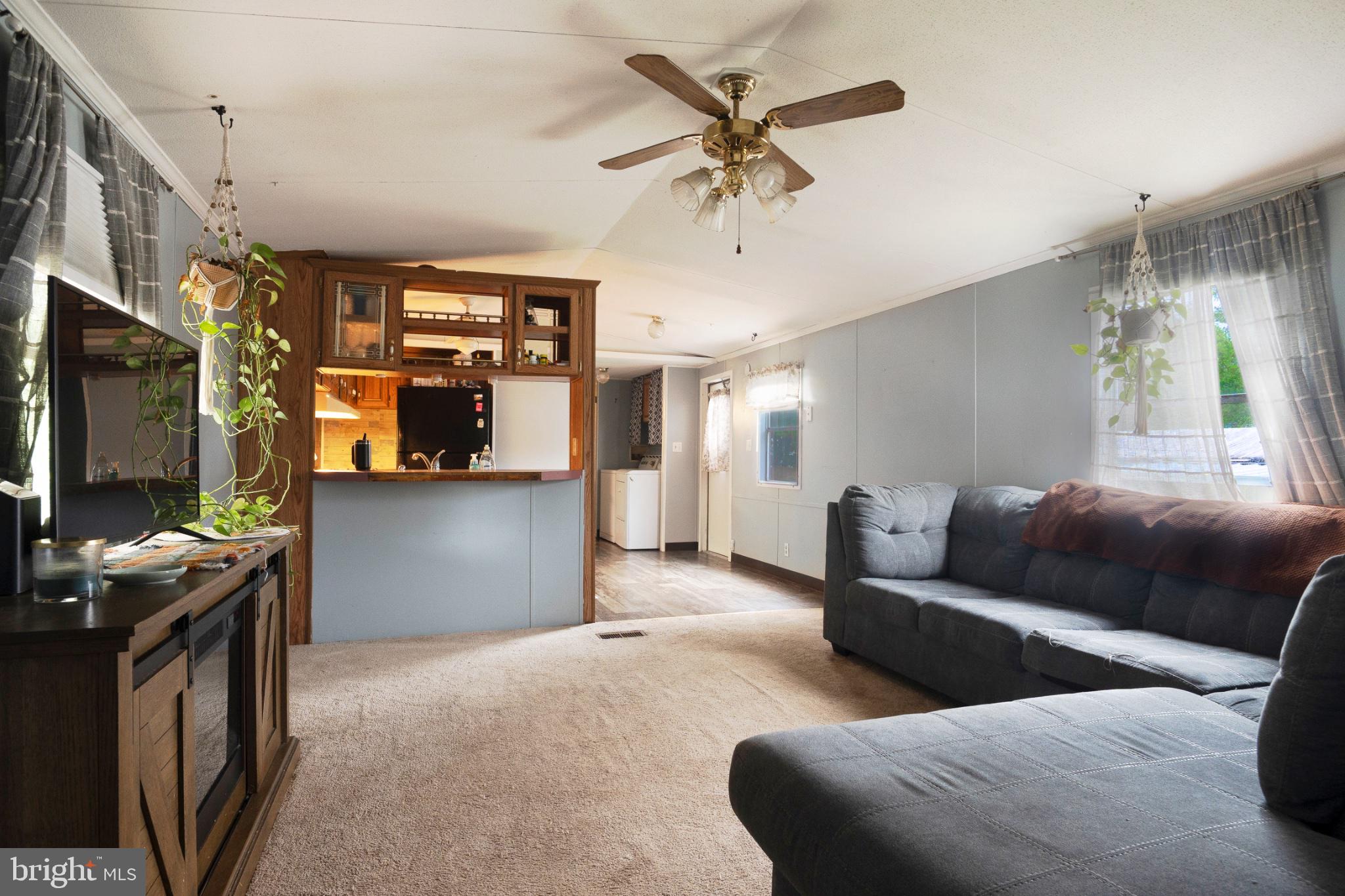 117 SUNRISE DRIVE