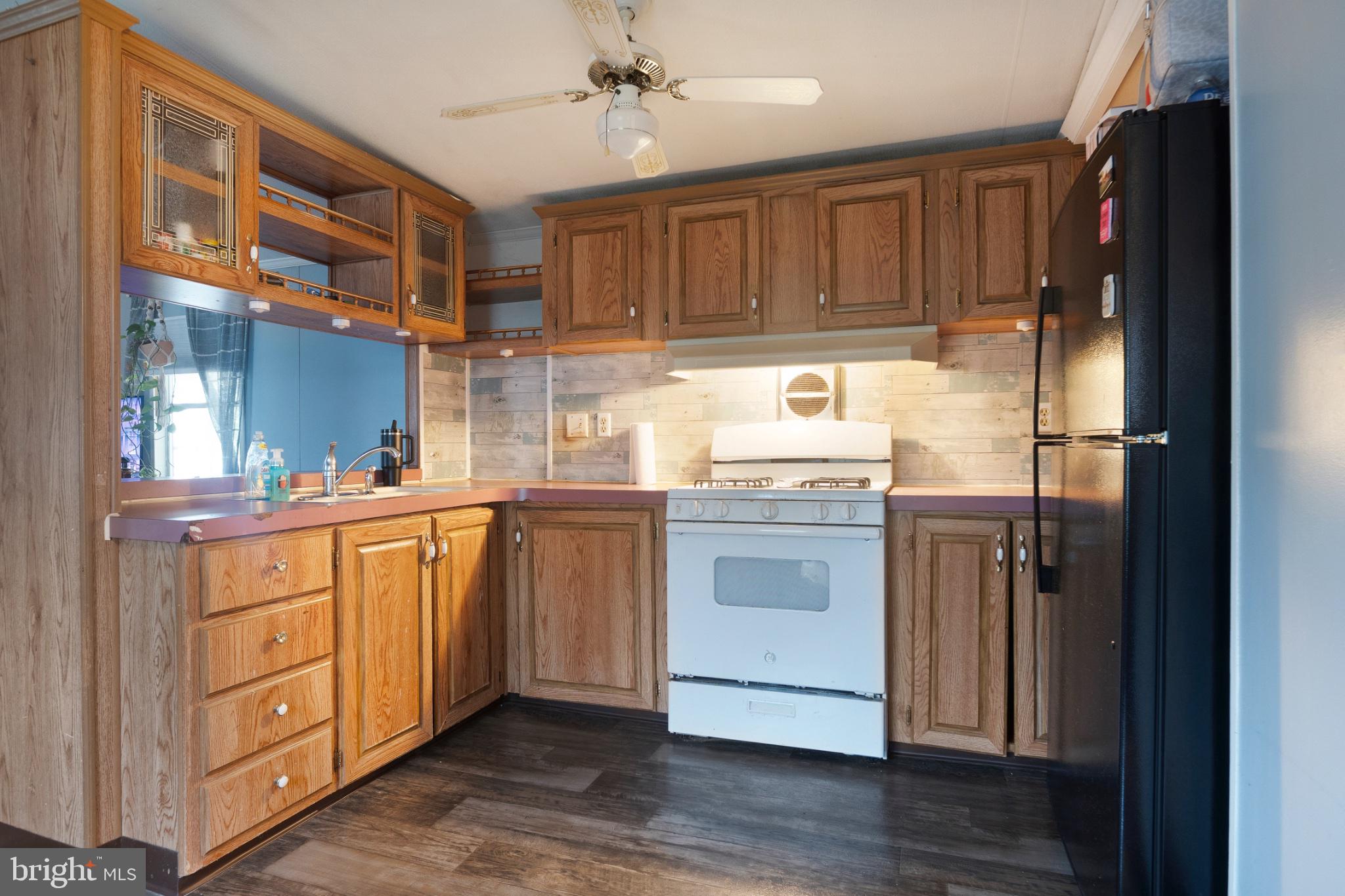 117 SUNRISE DRIVE