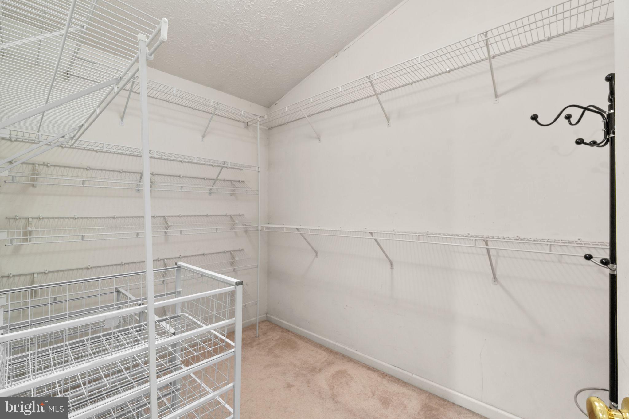 ELLICOTT OVERLOOK - Residential