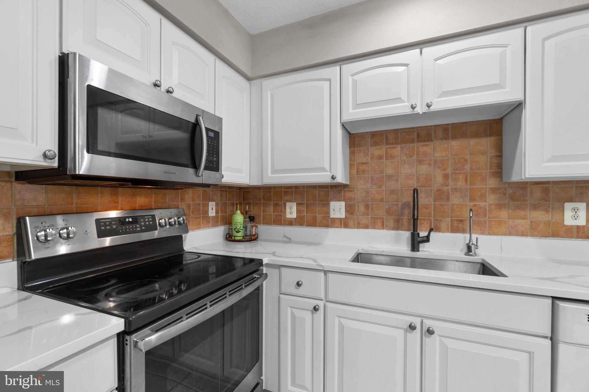 ELLICOTT OVERLOOK - Residential