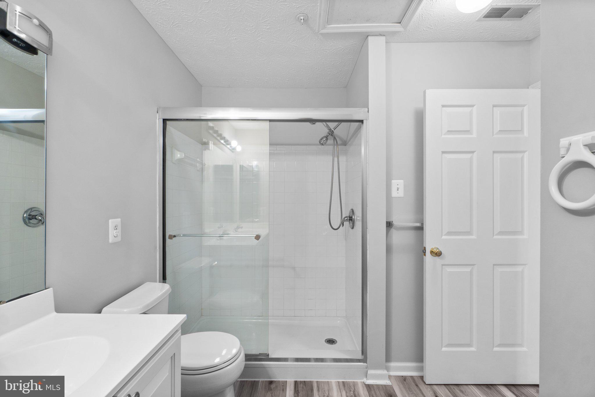 ELLICOTT OVERLOOK - Residential