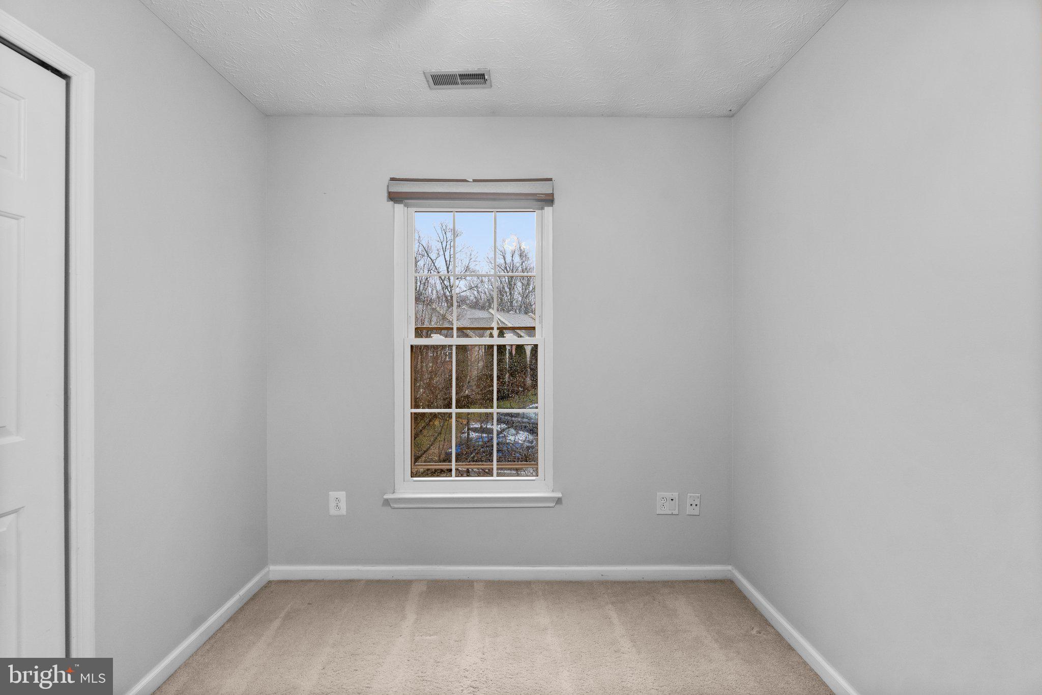 ELLICOTT OVERLOOK - Residential