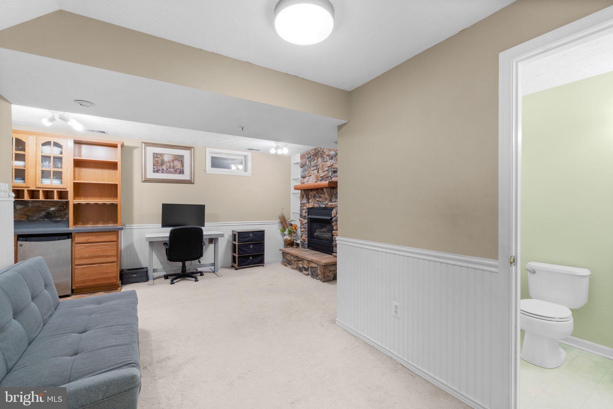 ELLICOTT OVERLOOK - Residential