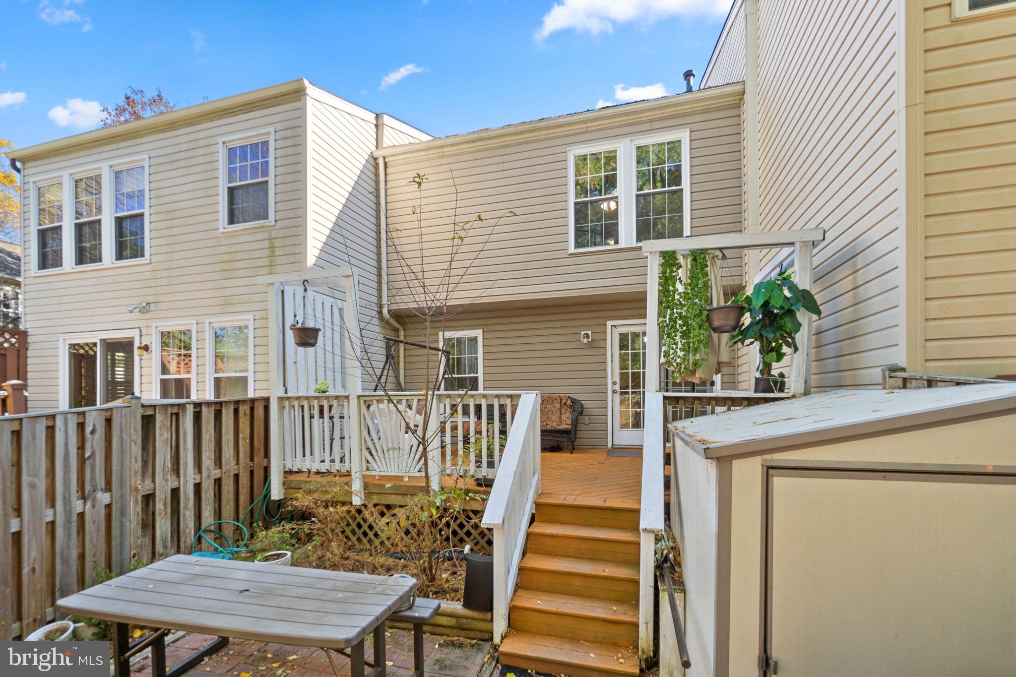 ELLICOTT OVERLOOK - Residential