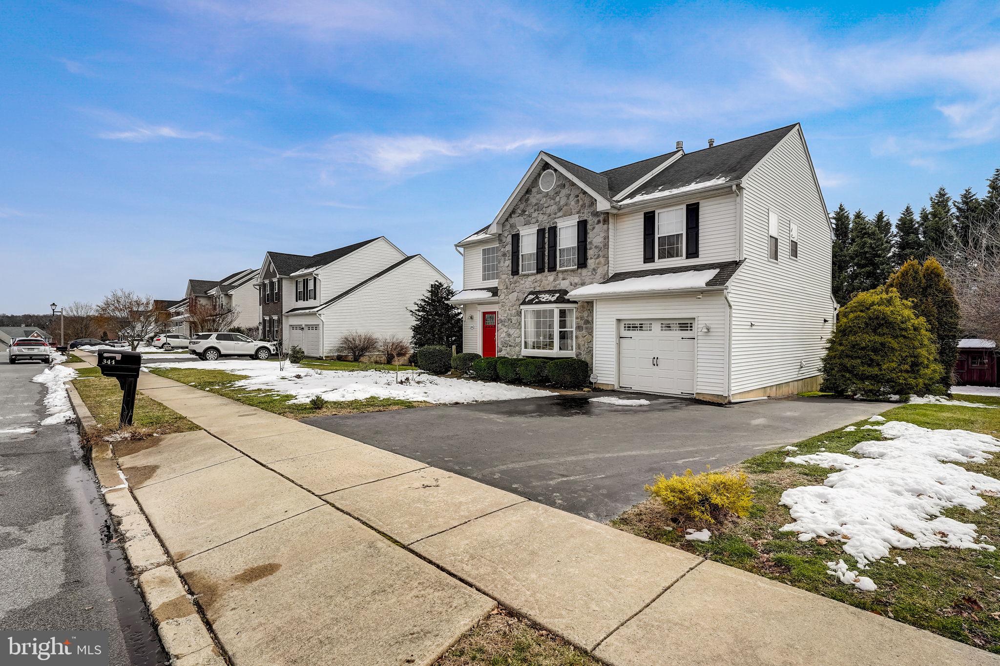 THE COLONY - Residential