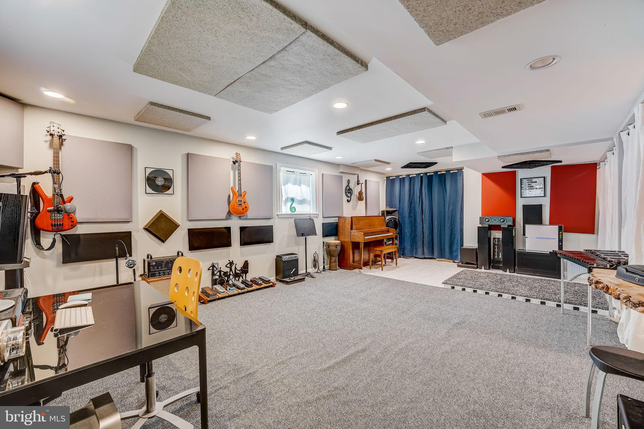 THE COLONY - Residential