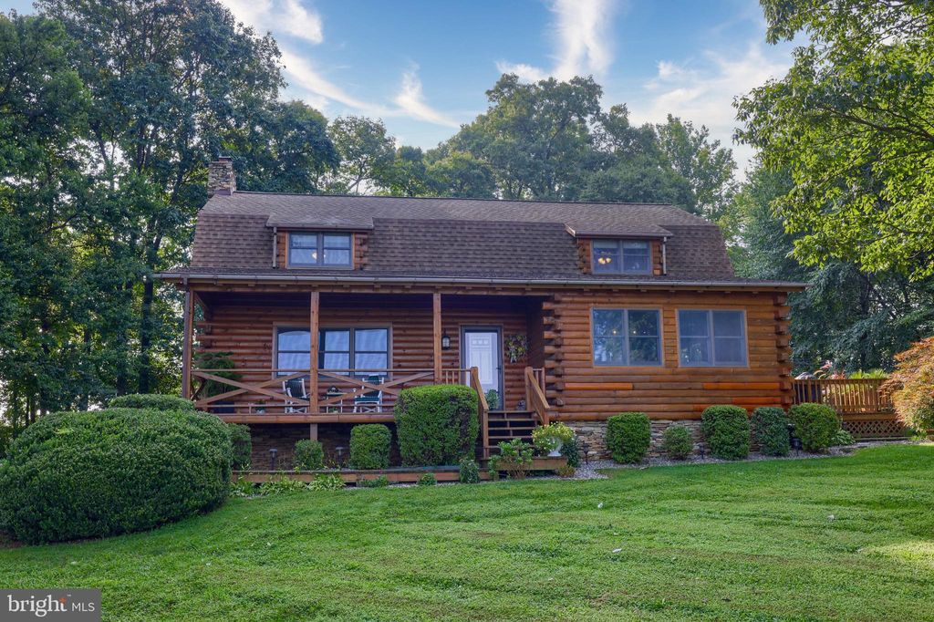 Photo of 41 Fairway Drive, Quarryville, PA 17566 (MLS # PALA2055554)