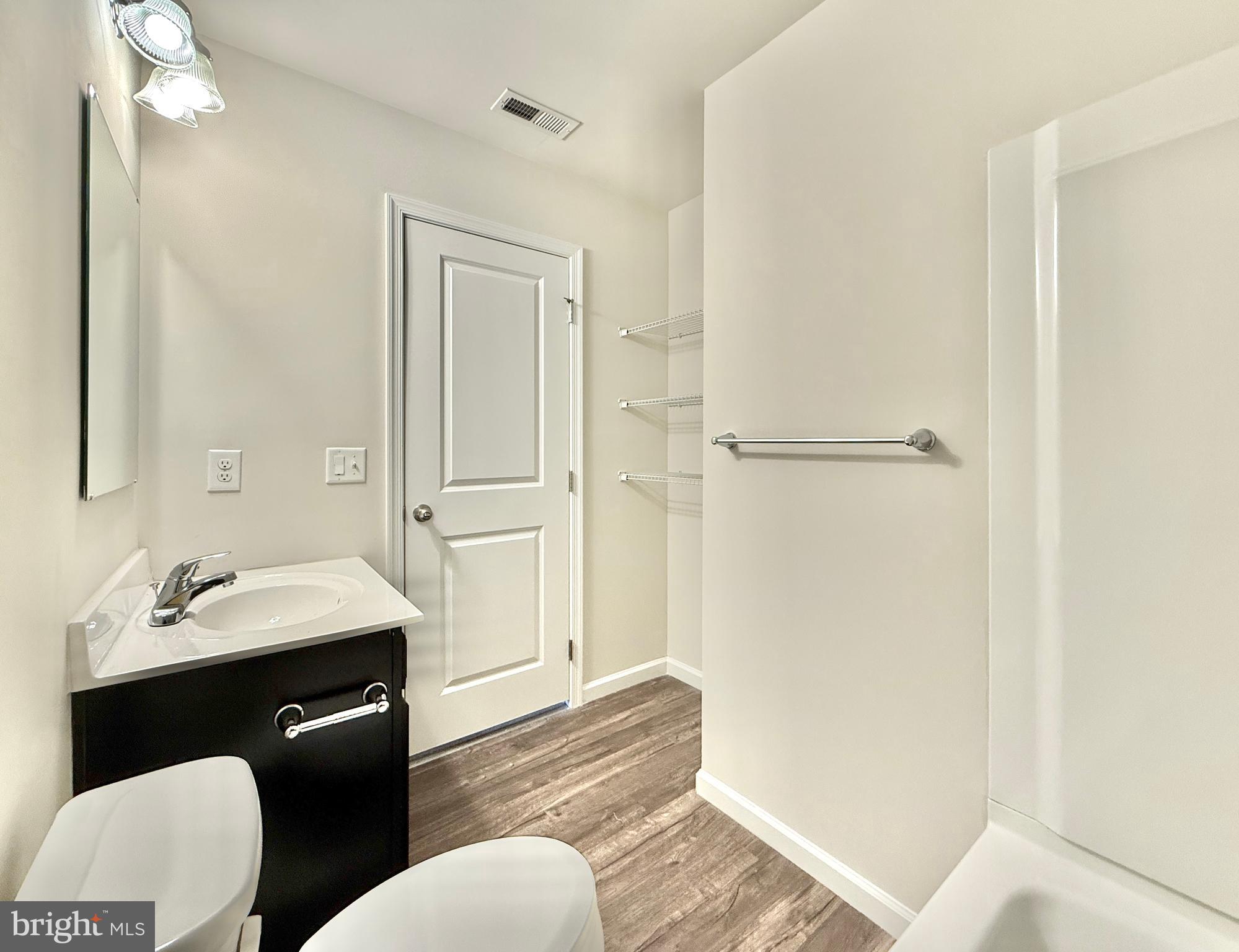 BROOKSTONE TRACE - Residential