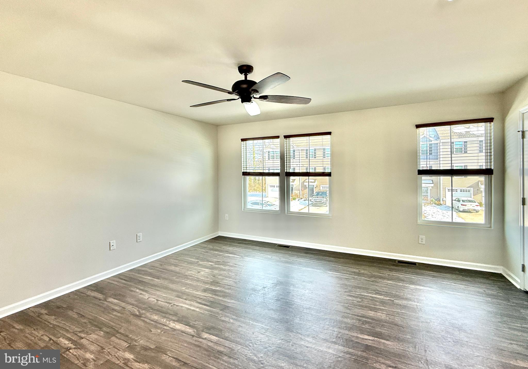 BROOKSTONE TRACE - Residential