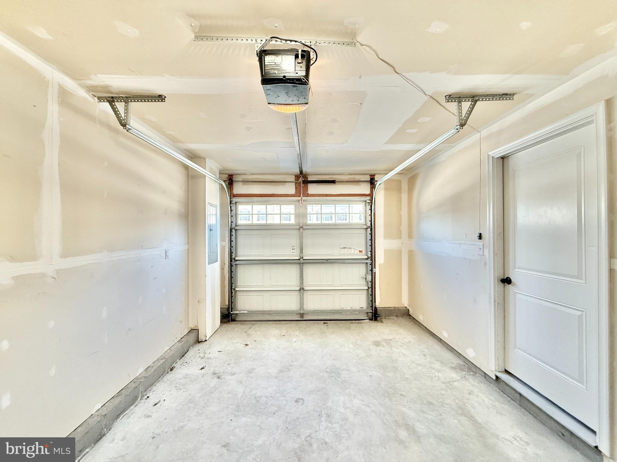 BROOKSTONE TRACE - Residential