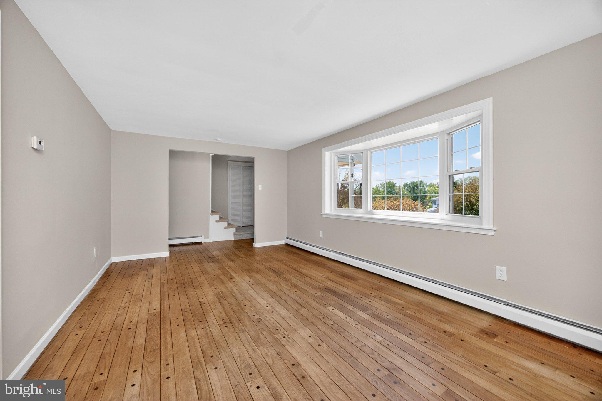 RINGING HILL GDNS - Residential