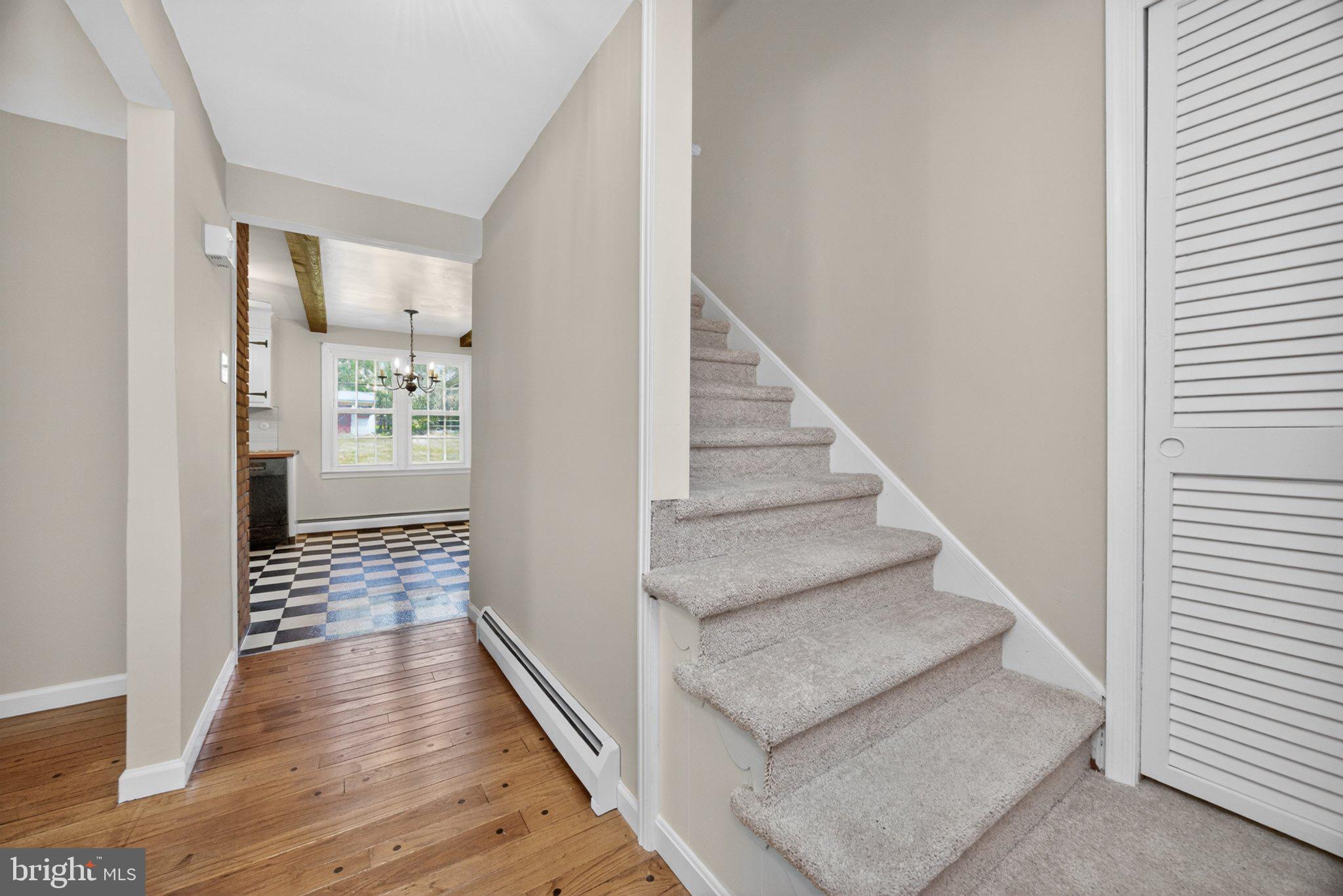 RINGING HILL GDNS - Residential