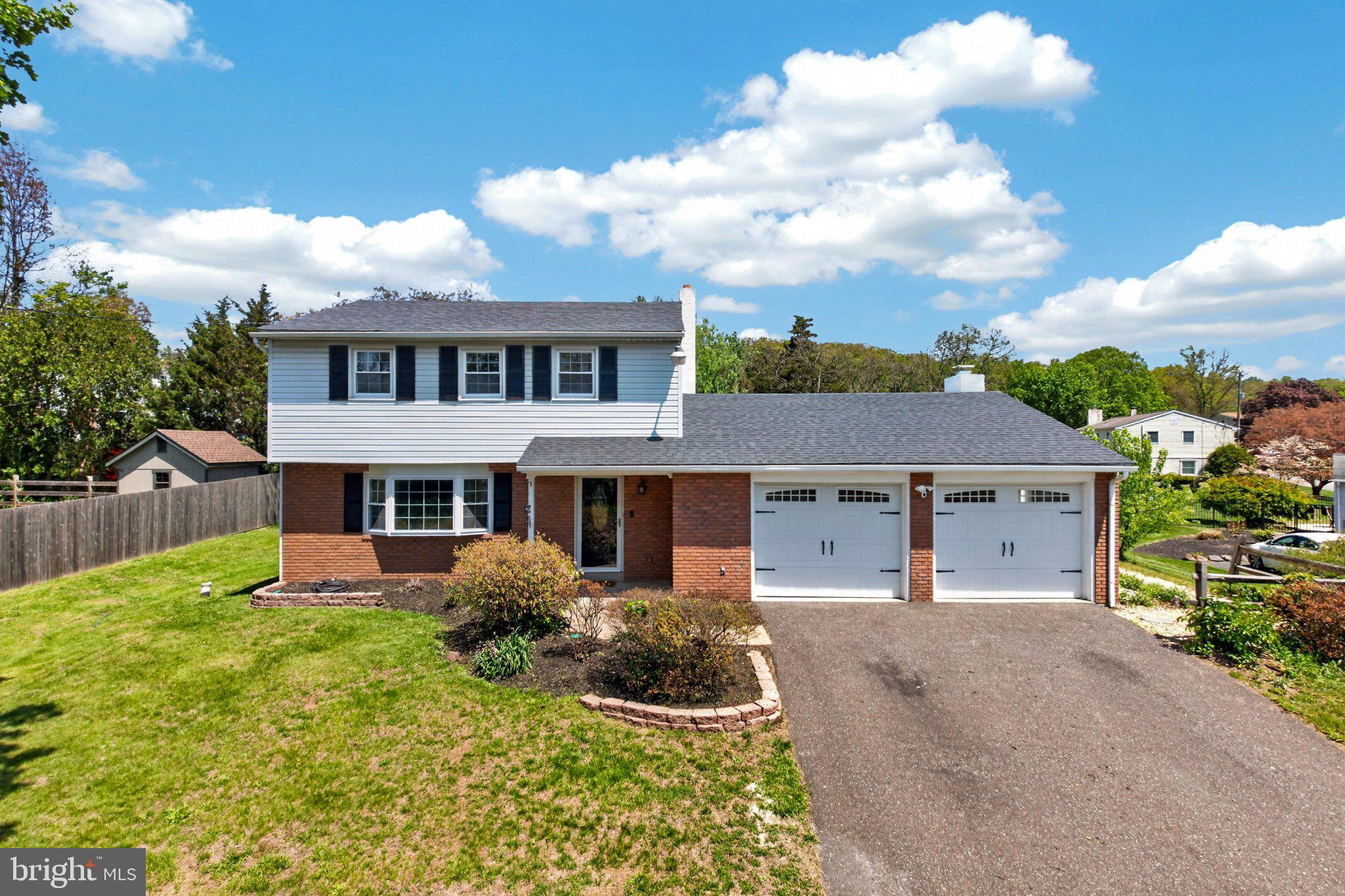 RINGING HILL GDNS - Residential