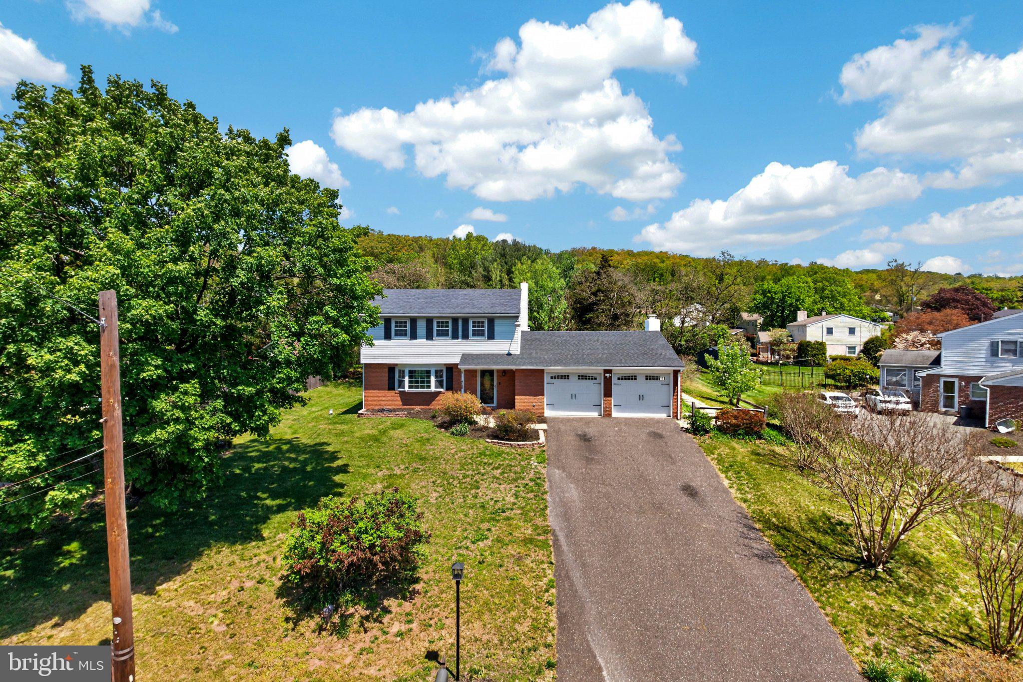RINGING HILL GDNS - Residential