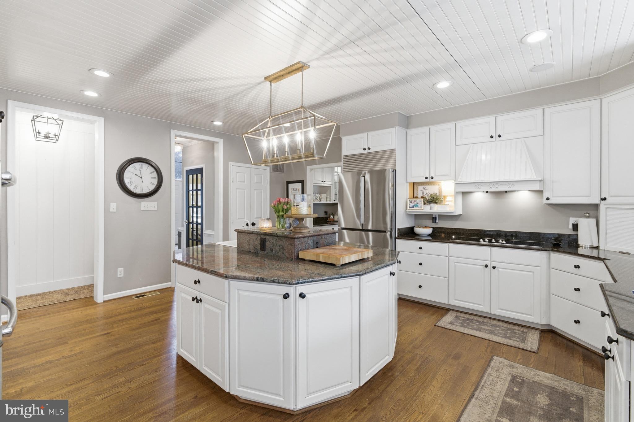 ARDMORE WOODS - Residential