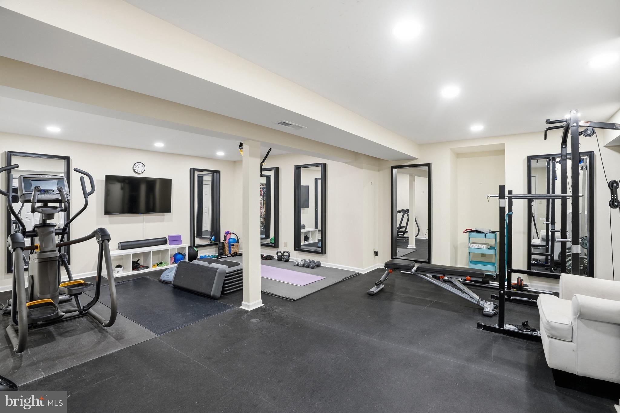 ARDMORE WOODS - Residential