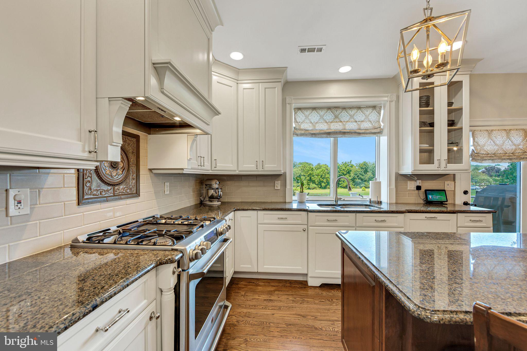 COBBLESTONES AT TH - Residential