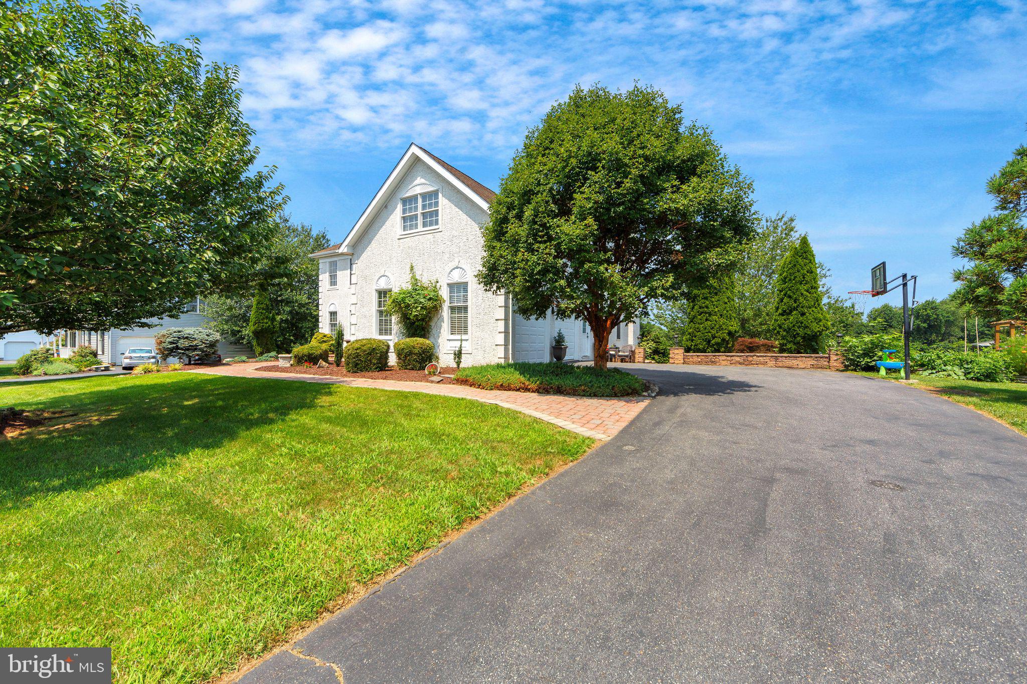 COBBLESTONES AT TH - Residential