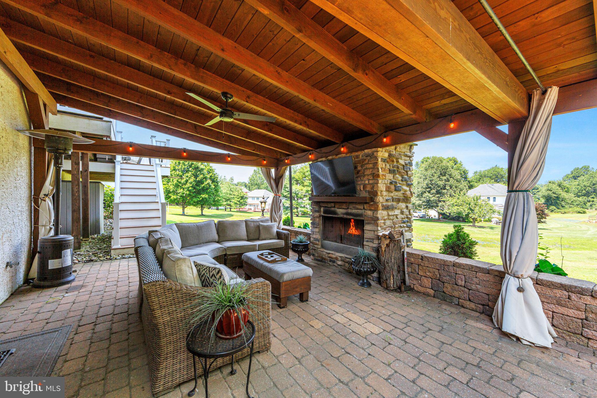 COBBLESTONES AT TH - Residential