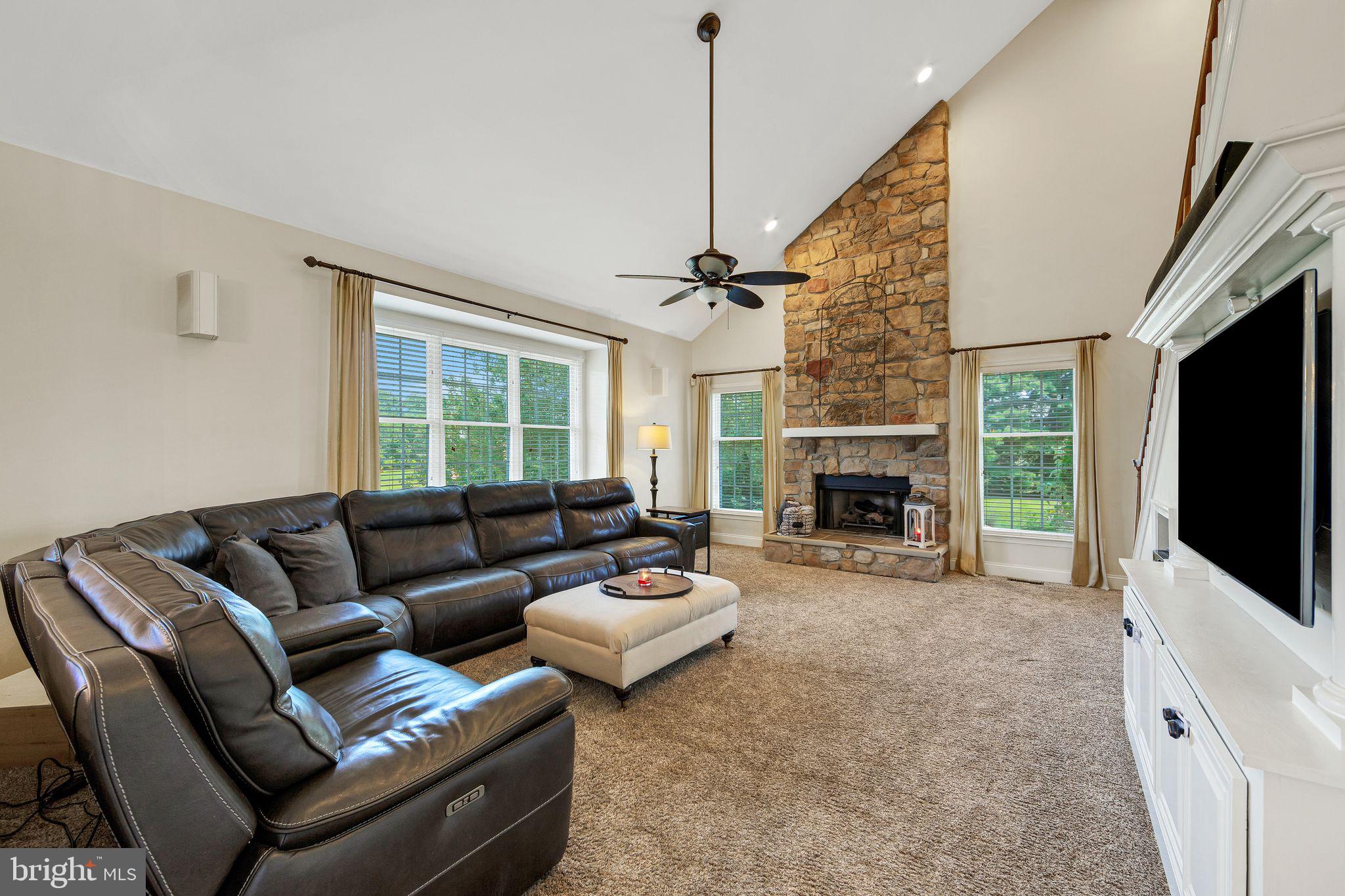 COBBLESTONES AT TH - Residential