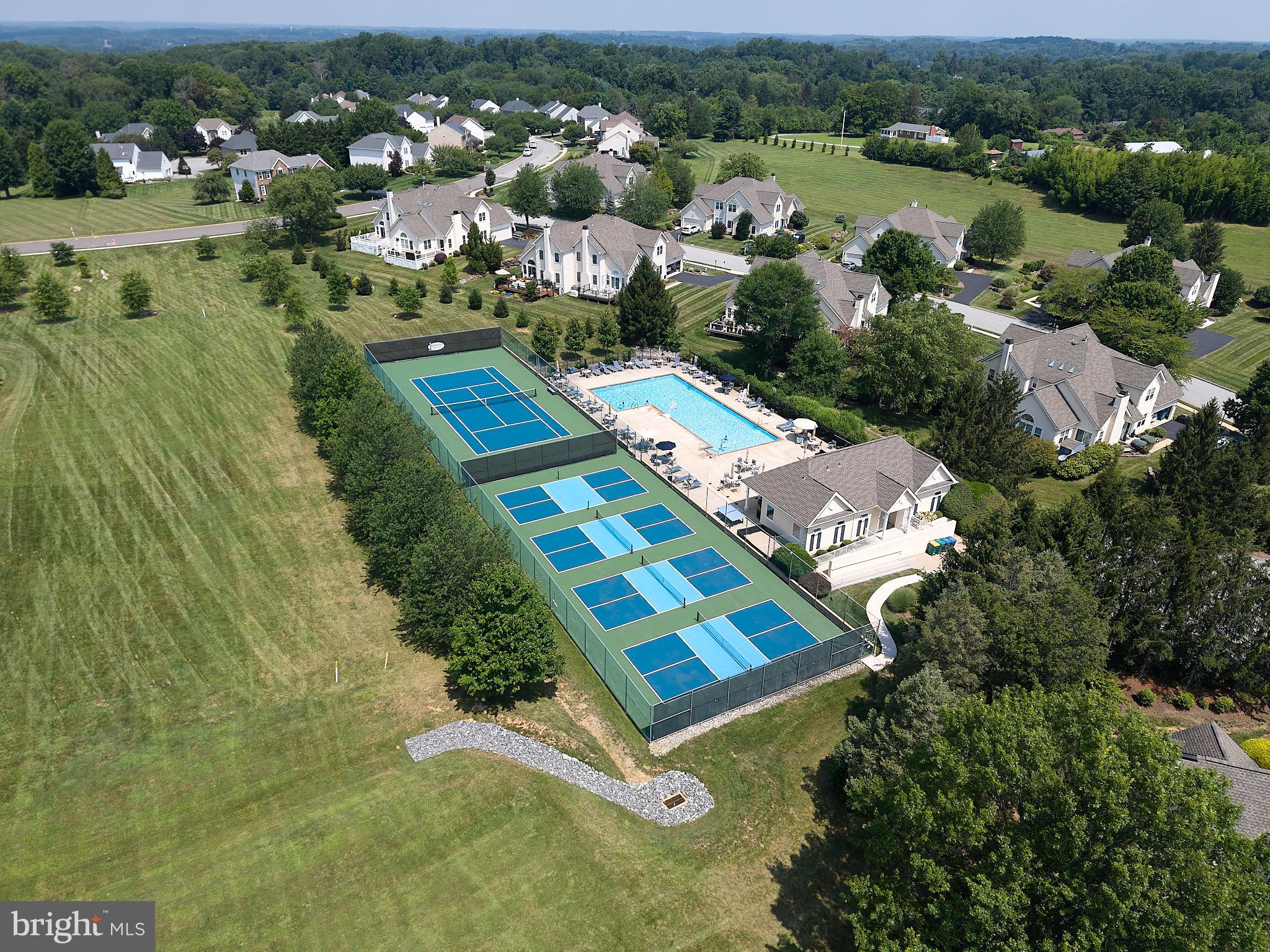 COBBLESTONES AT TH - Residential
