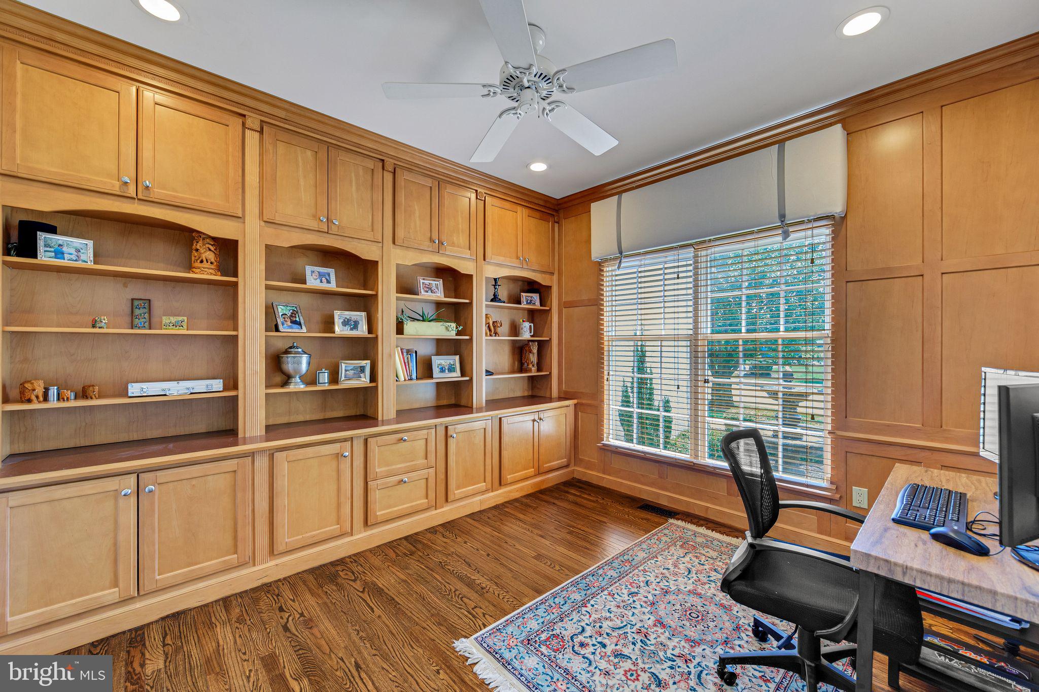 COBBLESTONES AT TH - Residential