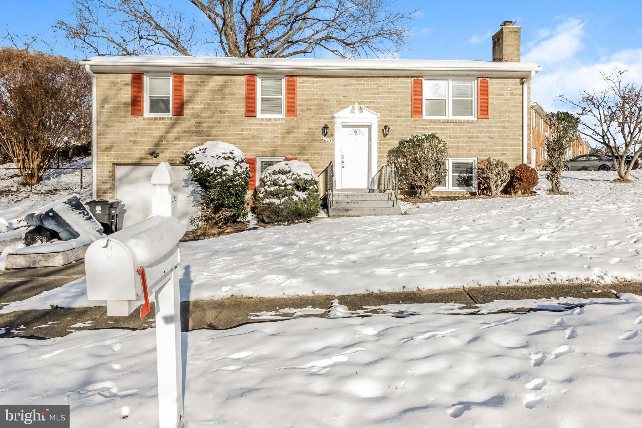 HILLCREST HEIGHTS - Residential Lease