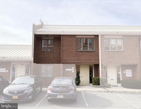 6400 SEVEN CORNERS PLACE S 1S FALLS CHURCH VA 22044