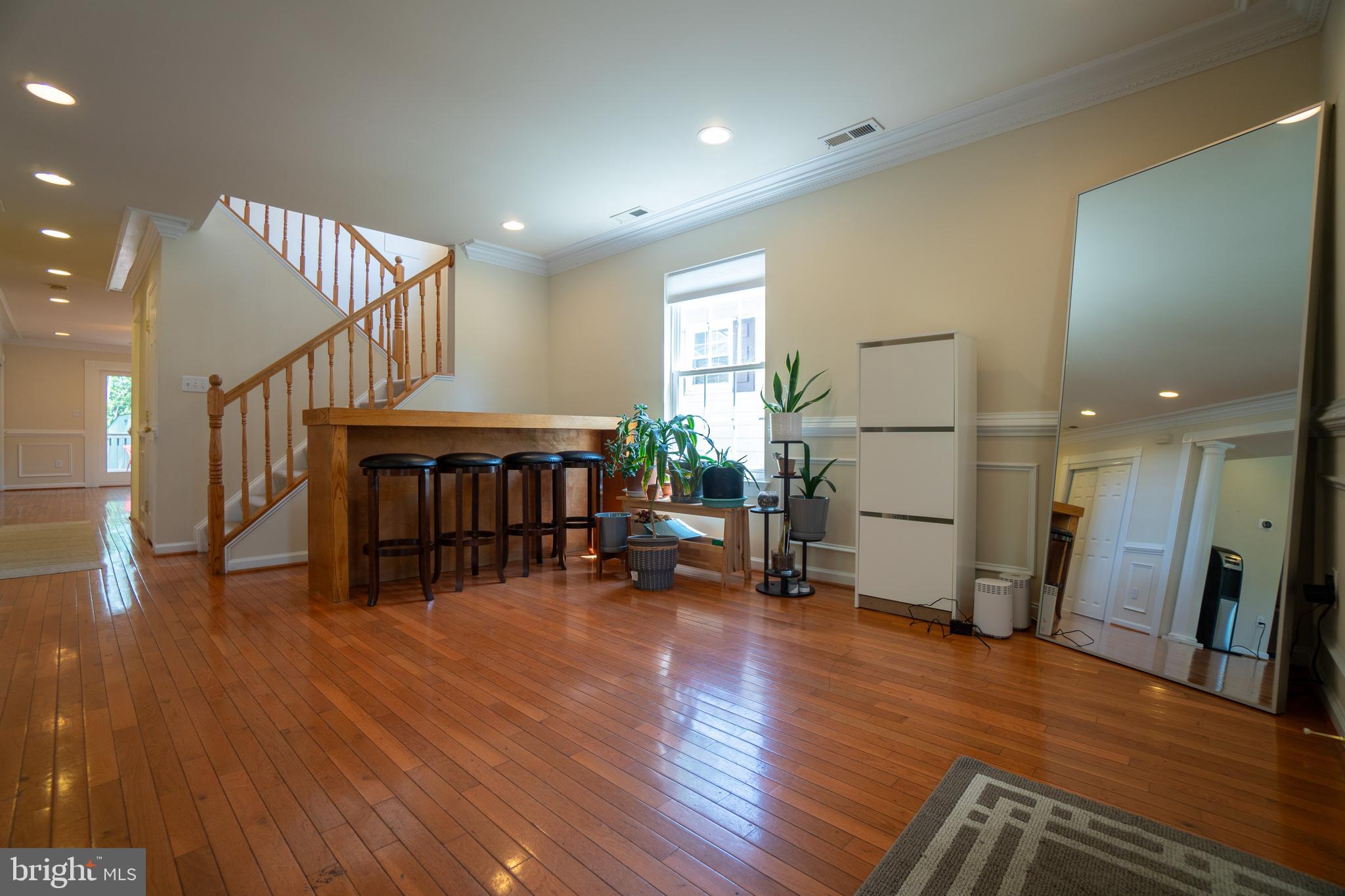 5102 ROANOKE PLACE