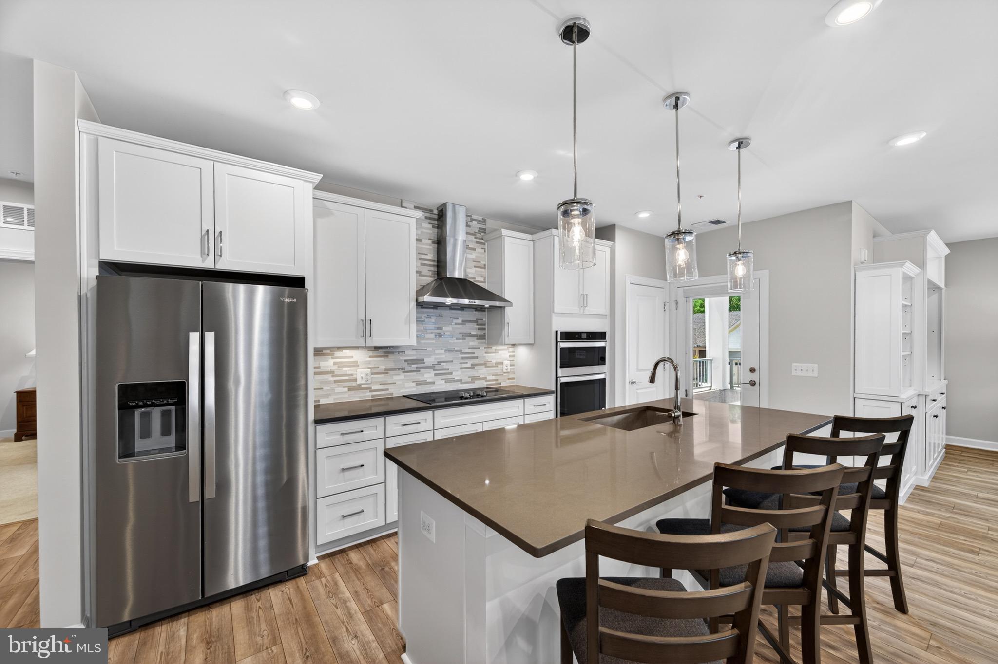 MONTEBELLO - Residential