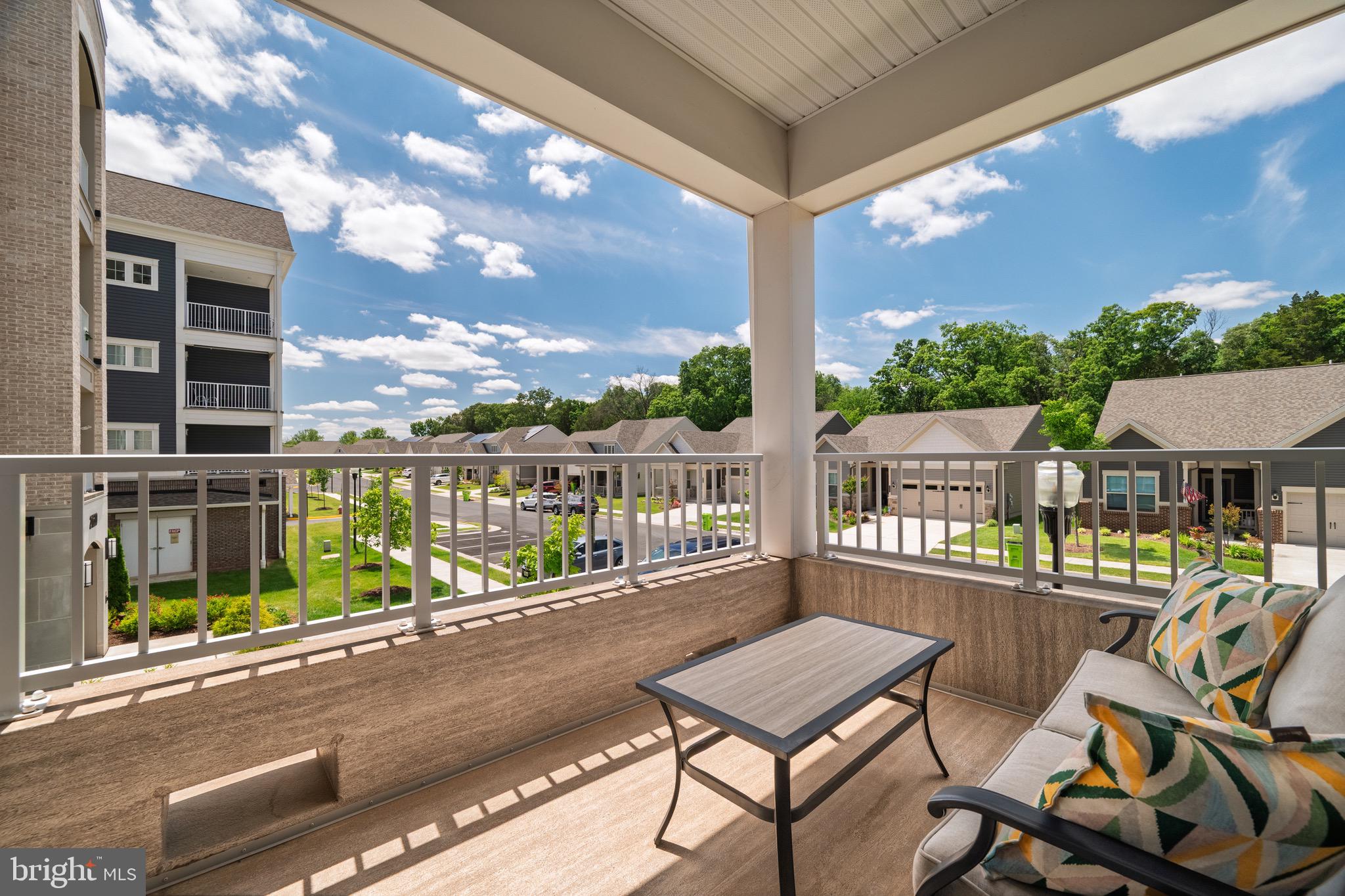 MONTEBELLO - Residential
