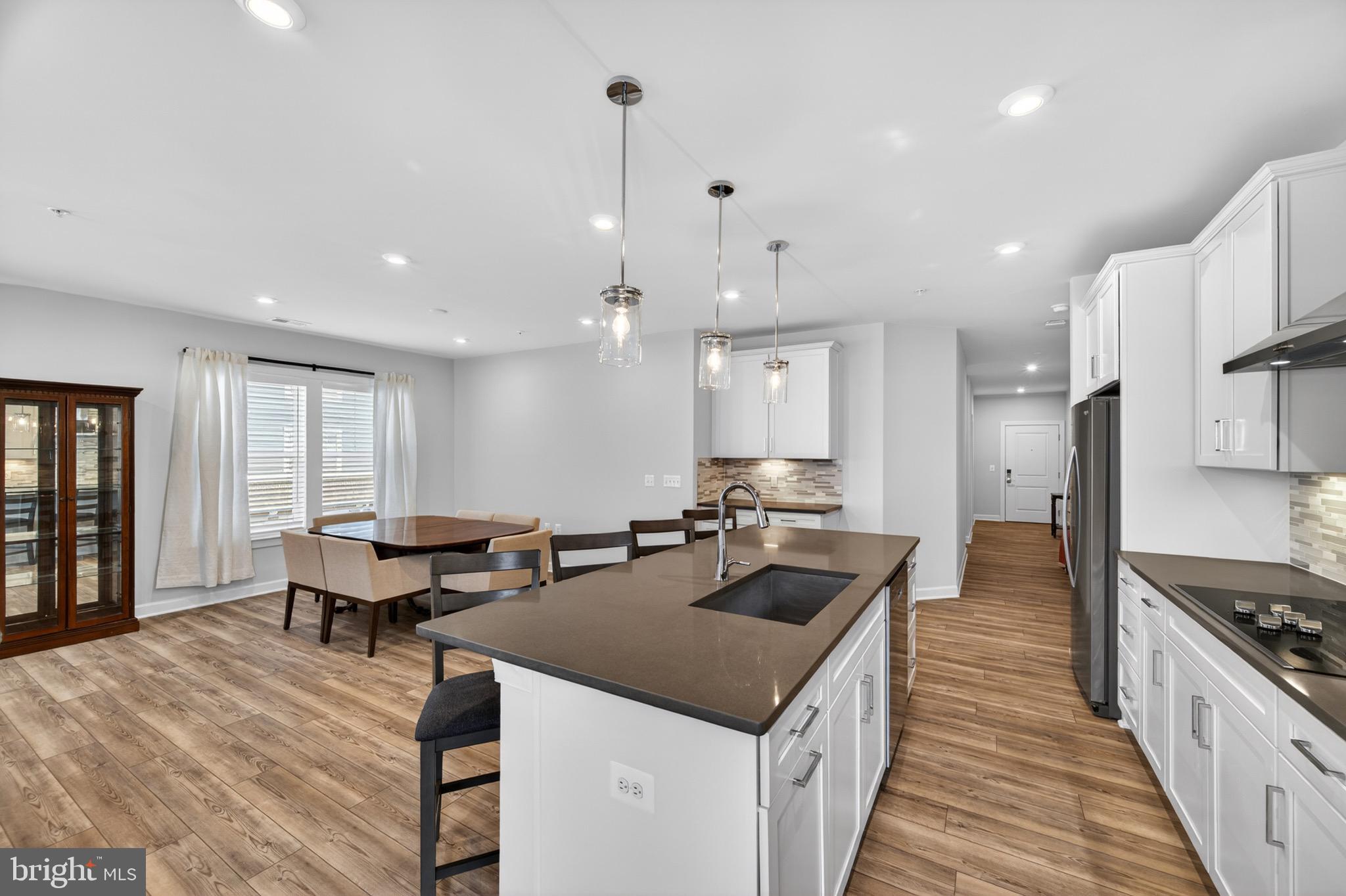 MONTEBELLO - Residential