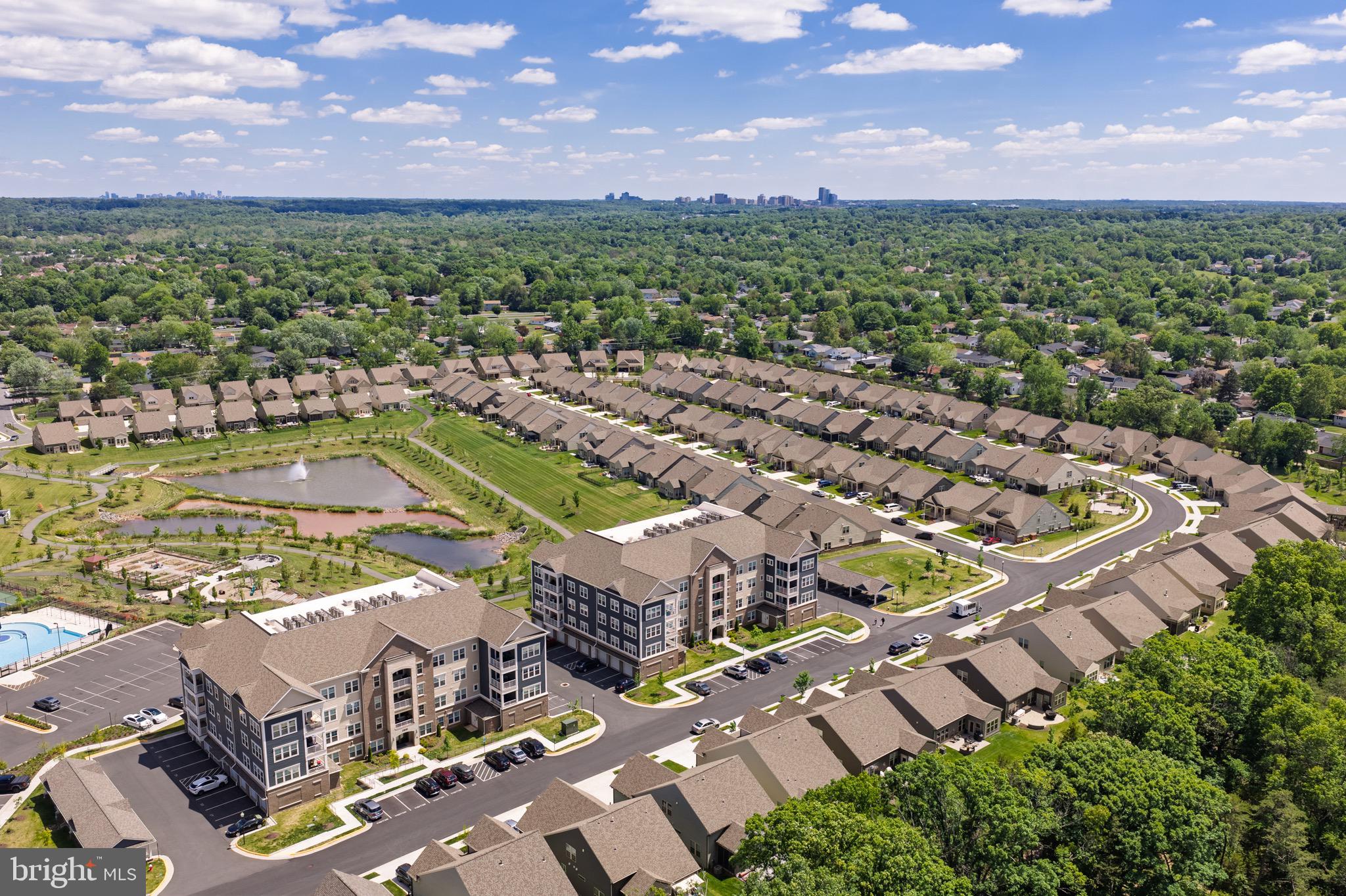 MONTEBELLO - Residential