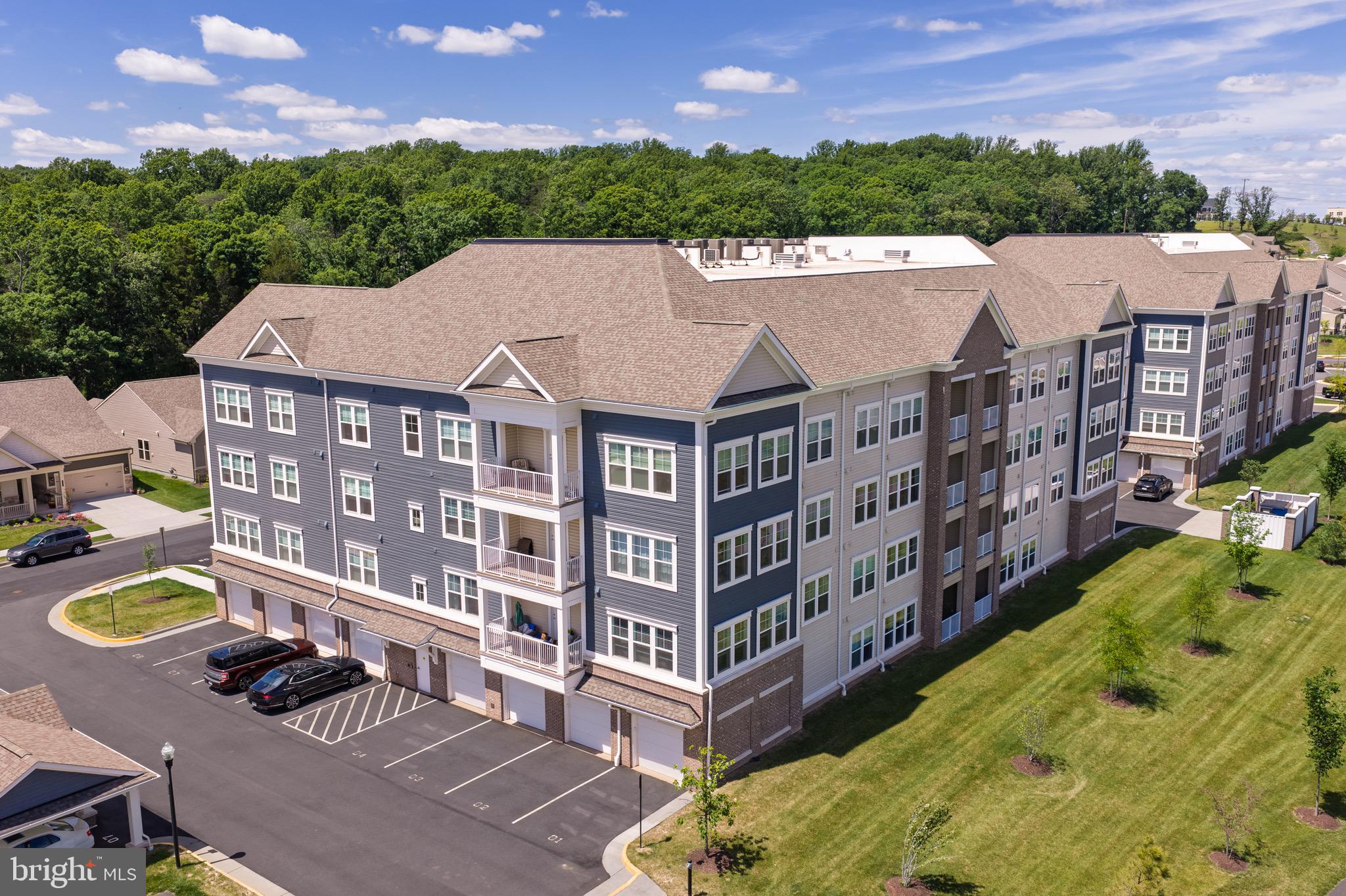 MONTEBELLO - Residential