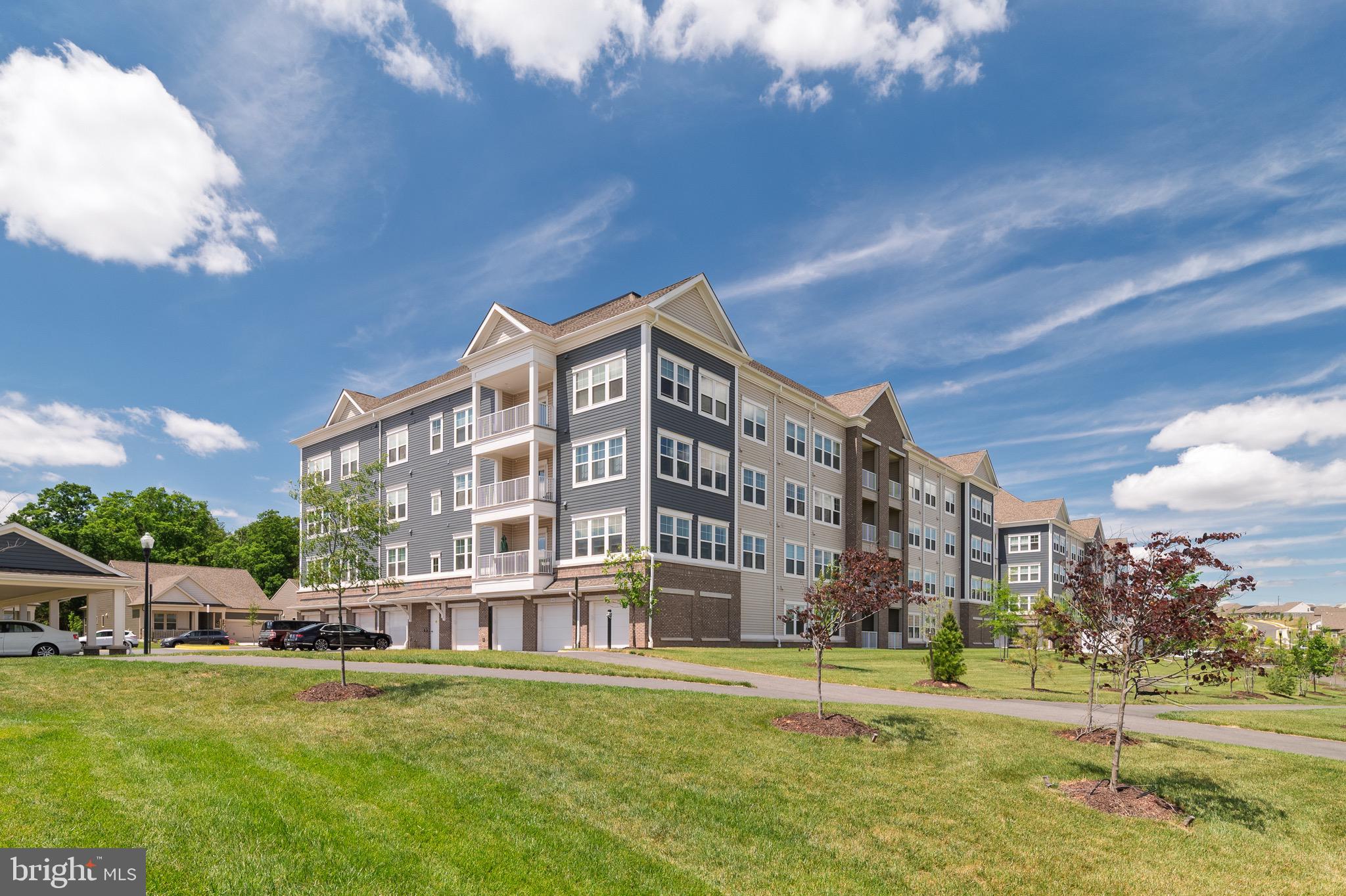 MONTEBELLO - Residential